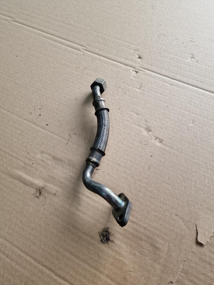 Conducta retur ulei VOLKSWAGEN PASSAT 3B3 2000 - 2005 1.9 TDI AVF, AWX 028145730AH