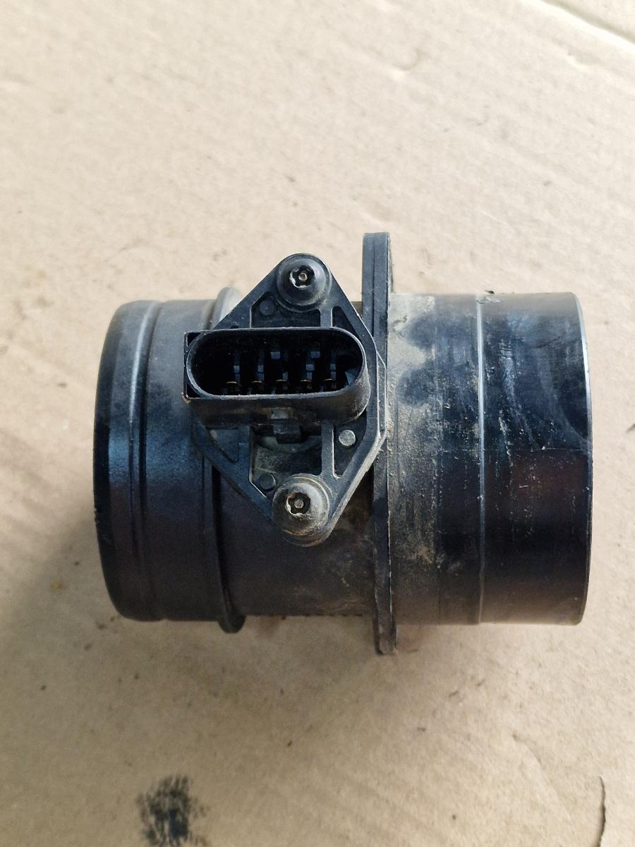 Debitmetru VOLKSWAGEN PASSAT 3B3 2000 - 2005 1.9 TDI AVF, AWX 071906461A
