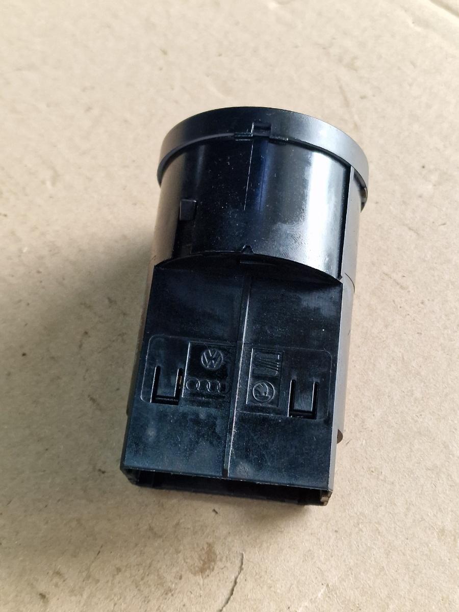 Bloc lumini cu proiectoare VOLKSWAGEN PASSAT 3B3 2000 - 2005 1.9 TDI AVF, AWX 1C0941531A