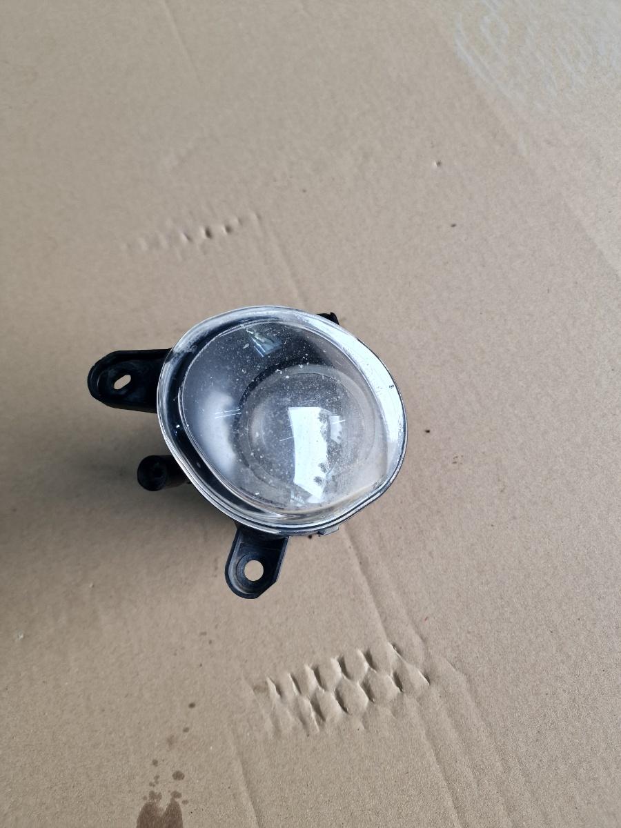 Lampa ceata fata stanga VOLKSWAGEN PASSAT 3B3 2000 - 2005 1.9 TDI AVF, AWX 3B7941699