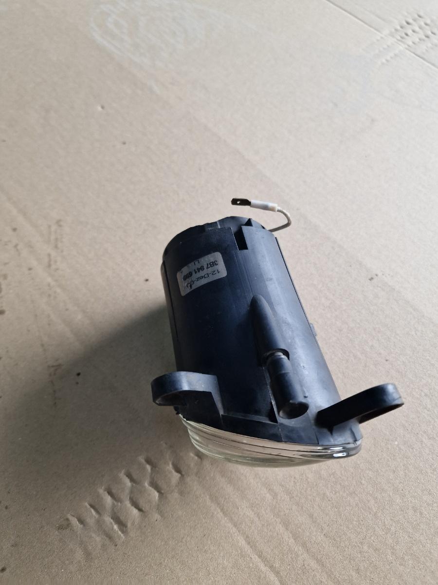 Lampa ceata fata stanga VOLKSWAGEN PASSAT 3B3 2000 - 2005 1.9 TDI AVF, AWX 3B7941699