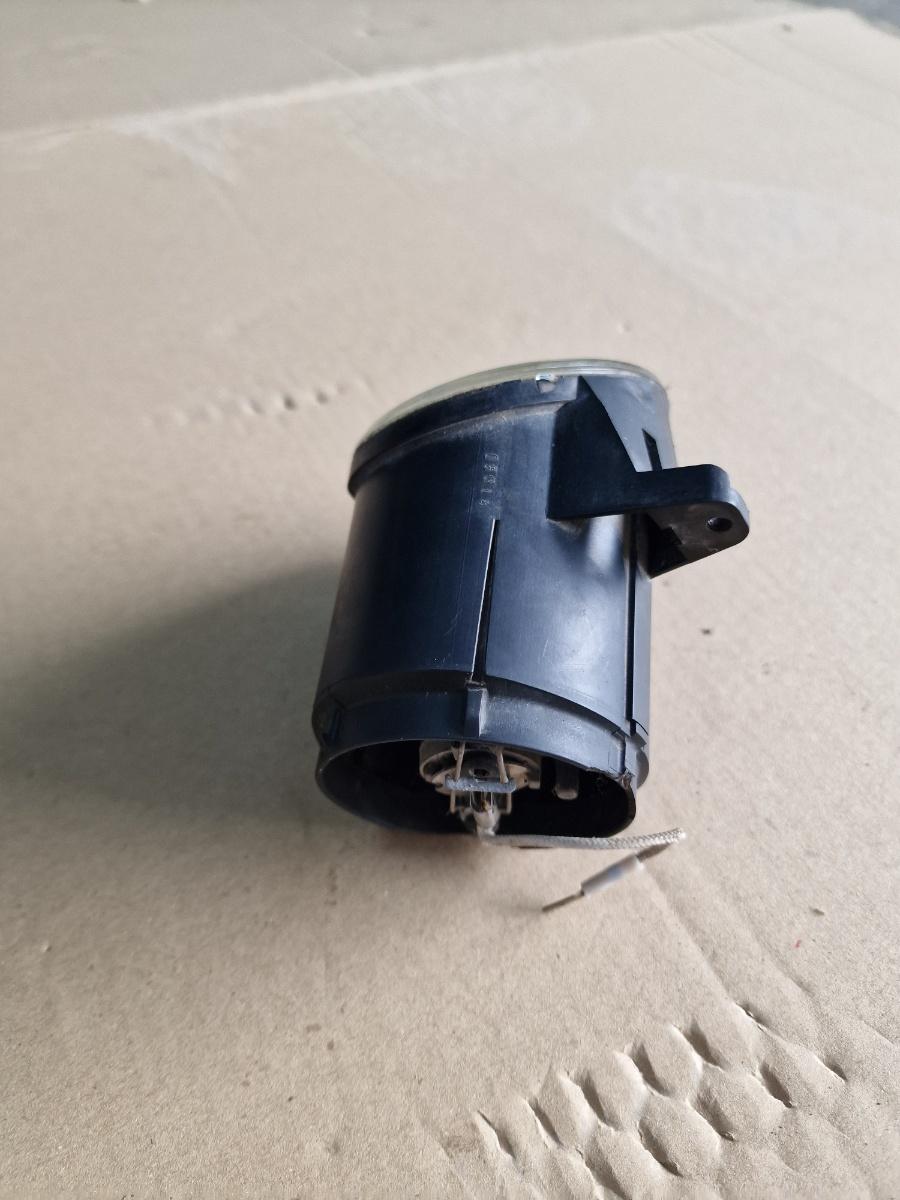 Lampa ceata fata stanga VOLKSWAGEN PASSAT 3B3 2000 - 2005 1.9 TDI AVF, AWX 3B7941699