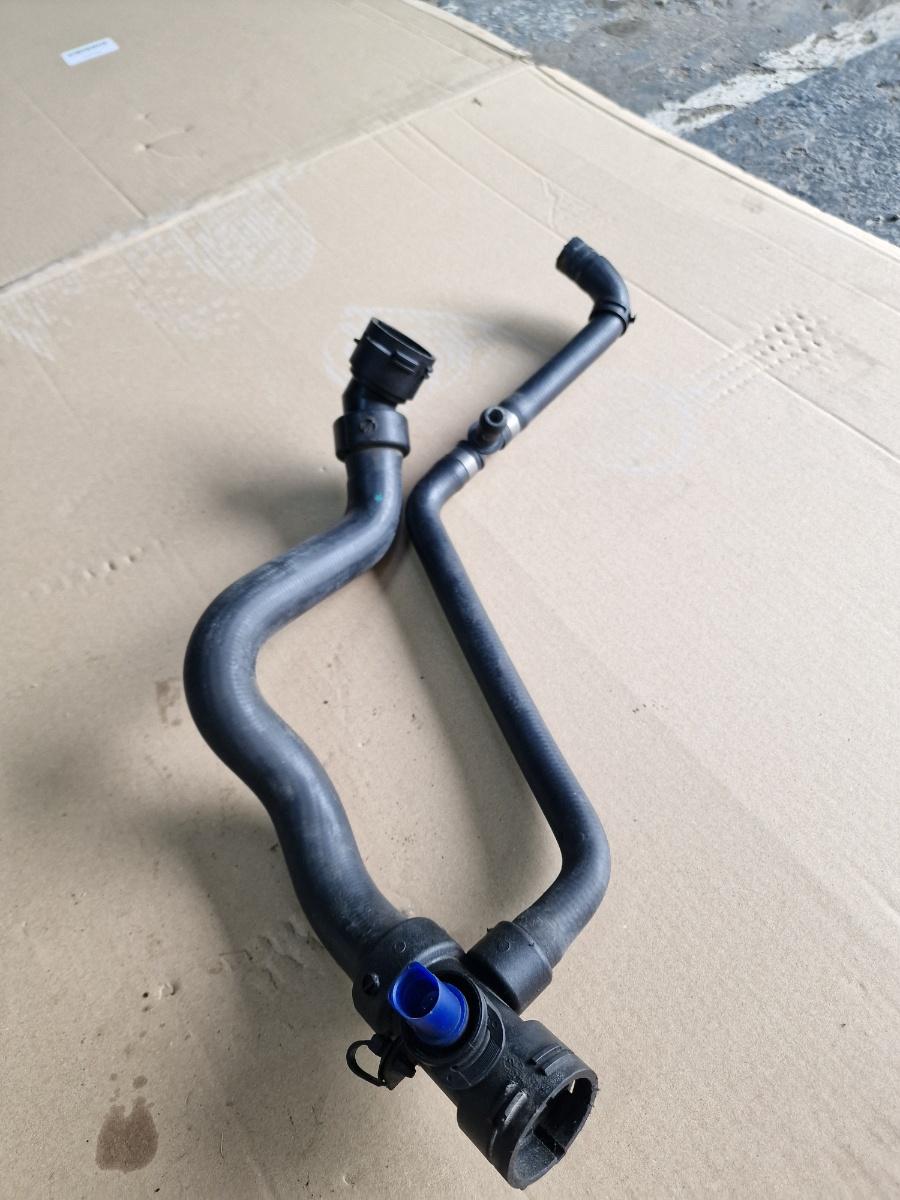 Furtun apa radiator motor VOLKSWAGEN PASSAT 3B3 2000 - 2005 1.9 TDI AVF, AWX 8D0121049H