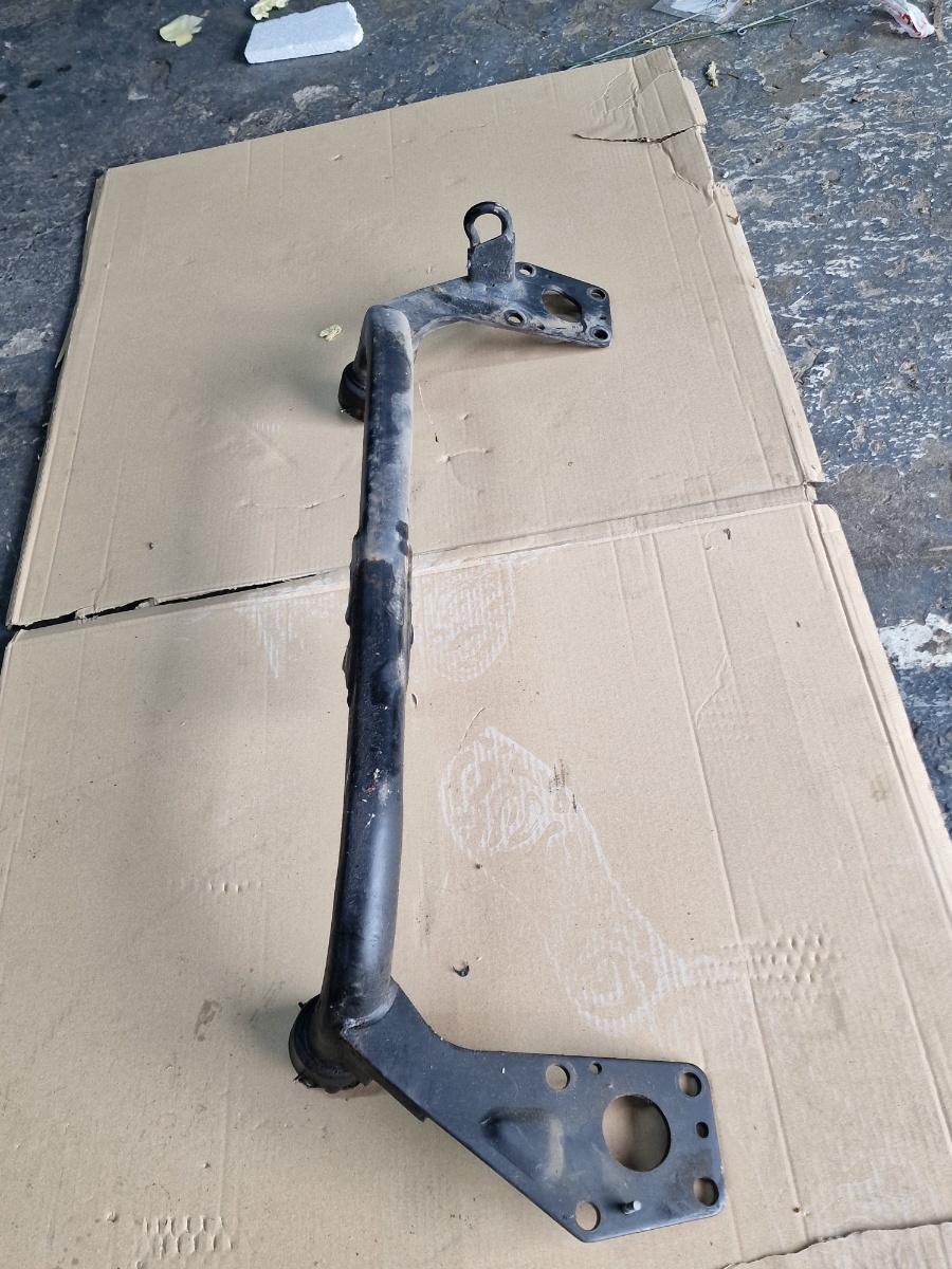 Suport intaritura conducta intercooler VOLKSWAGEN PASSAT 3B3 2000 - 2005 1.9 TDI AVF, AWX 3B0199521G