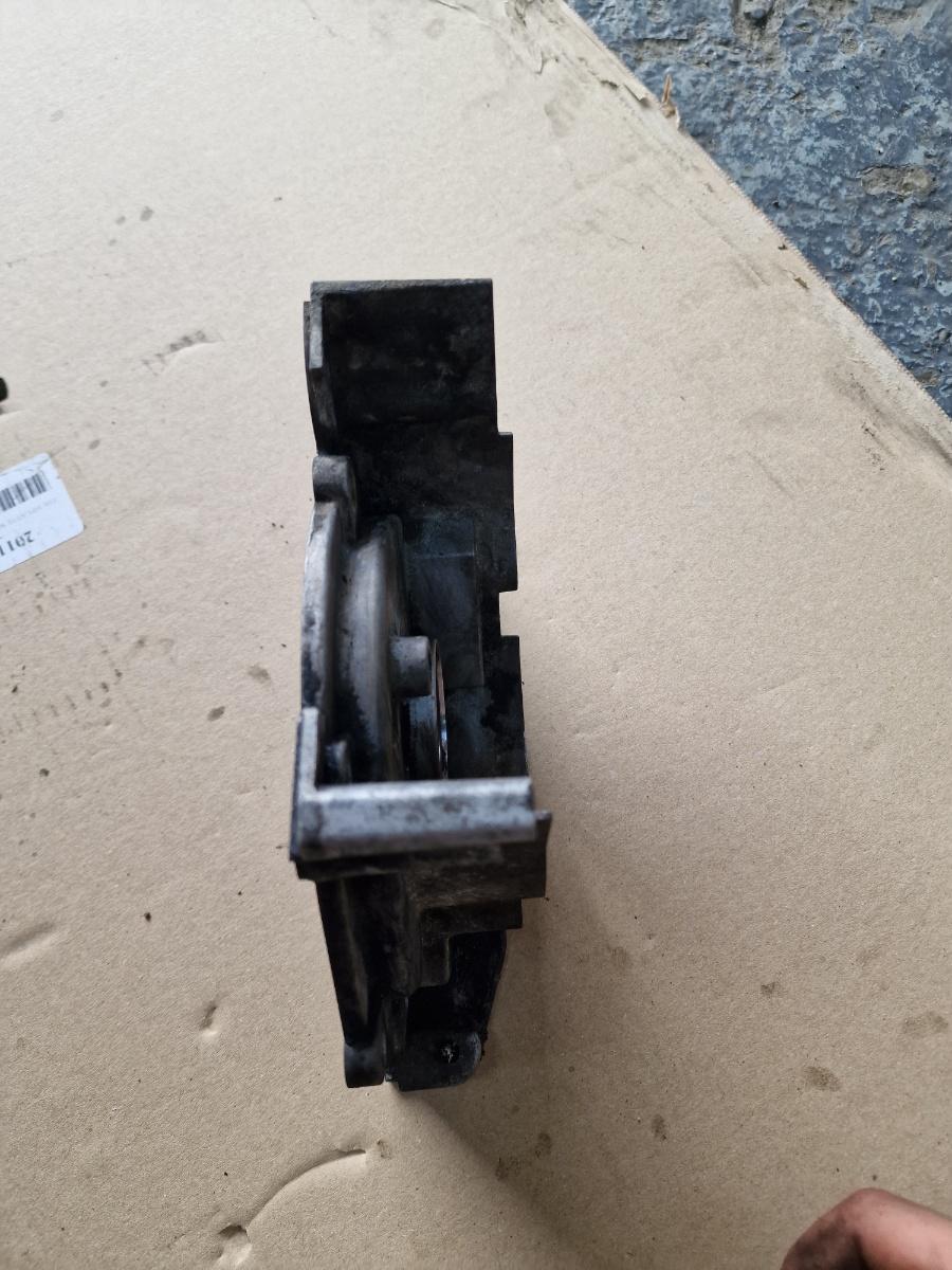 Capac vibrochen VOLKSWAGEN SHARAN 7M8, 7M9, 7M6 1995 - 2010 2.0 TDI BRT 03G103153B