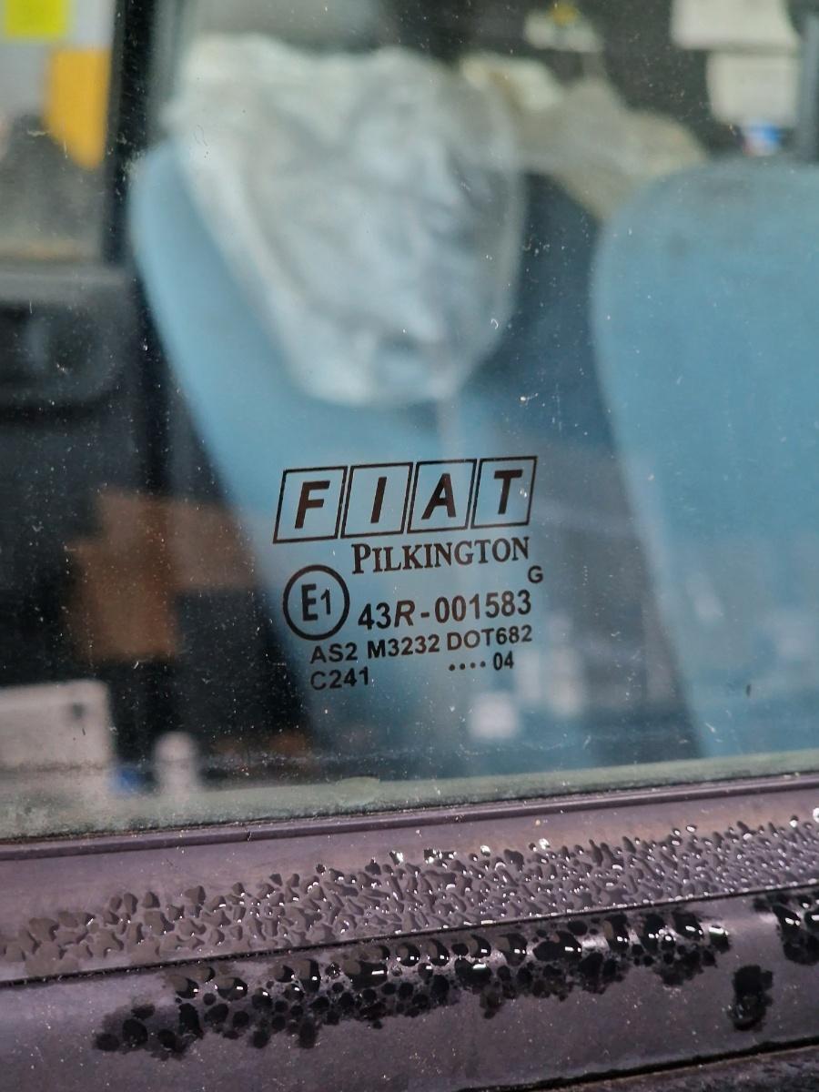 Geam portiera dreapta spate FIAT PANDA 169_ 2003 -> 1.1 187 A1.000 PILKINTON 43R-001583 46803698