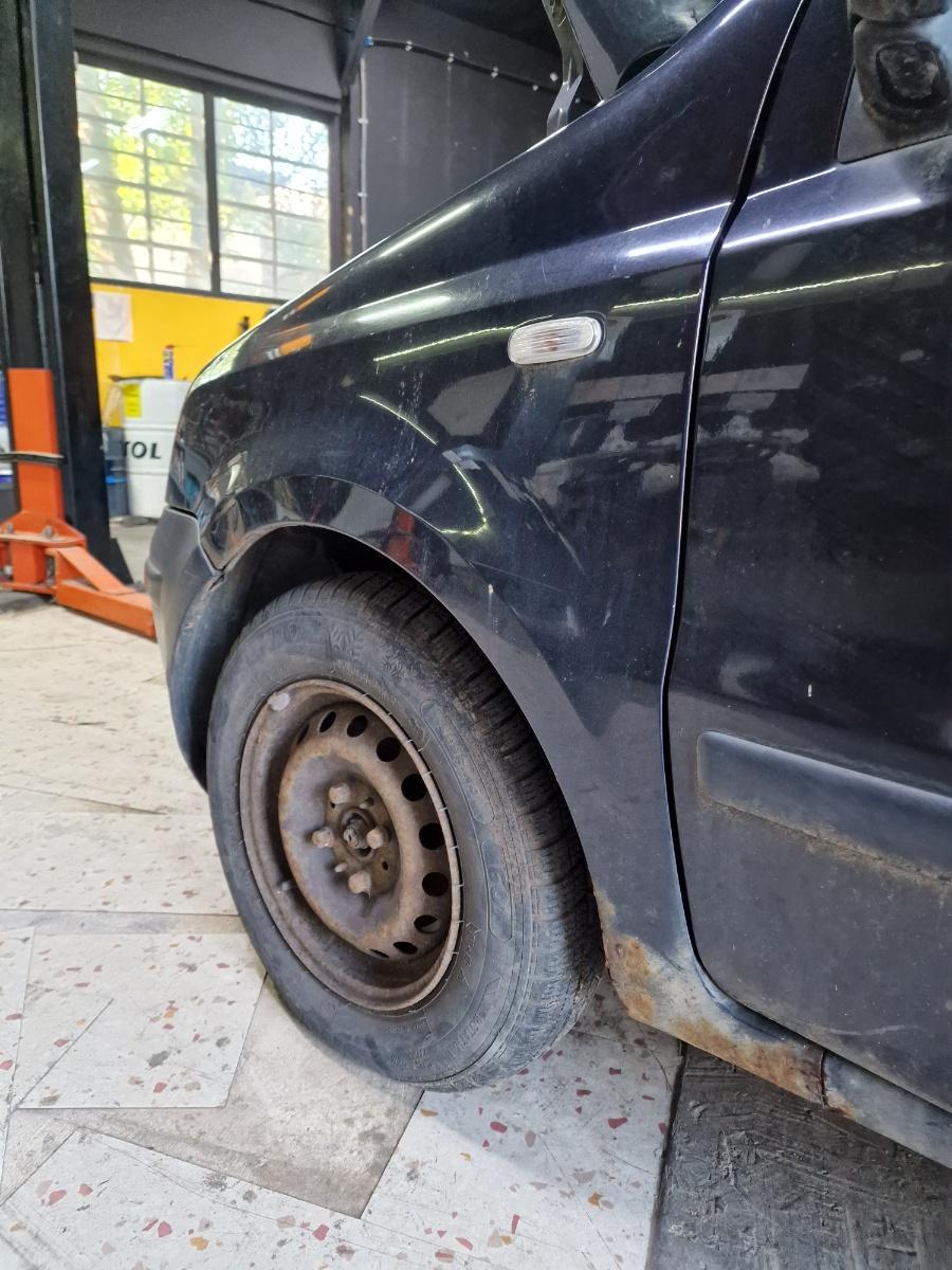 Aripa stanga fata FIAT PANDA 169_ 2003 -> 1.1 187 A1.000 46827088