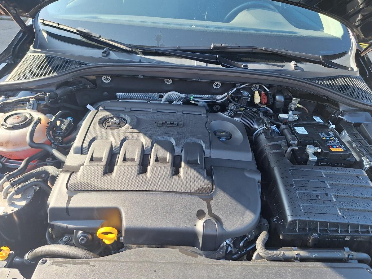 Dezmembrez SKODA OCTAVIA III 5E3, NL3, NR3 2019 2.0 TDI DFFA 110KW|150HP