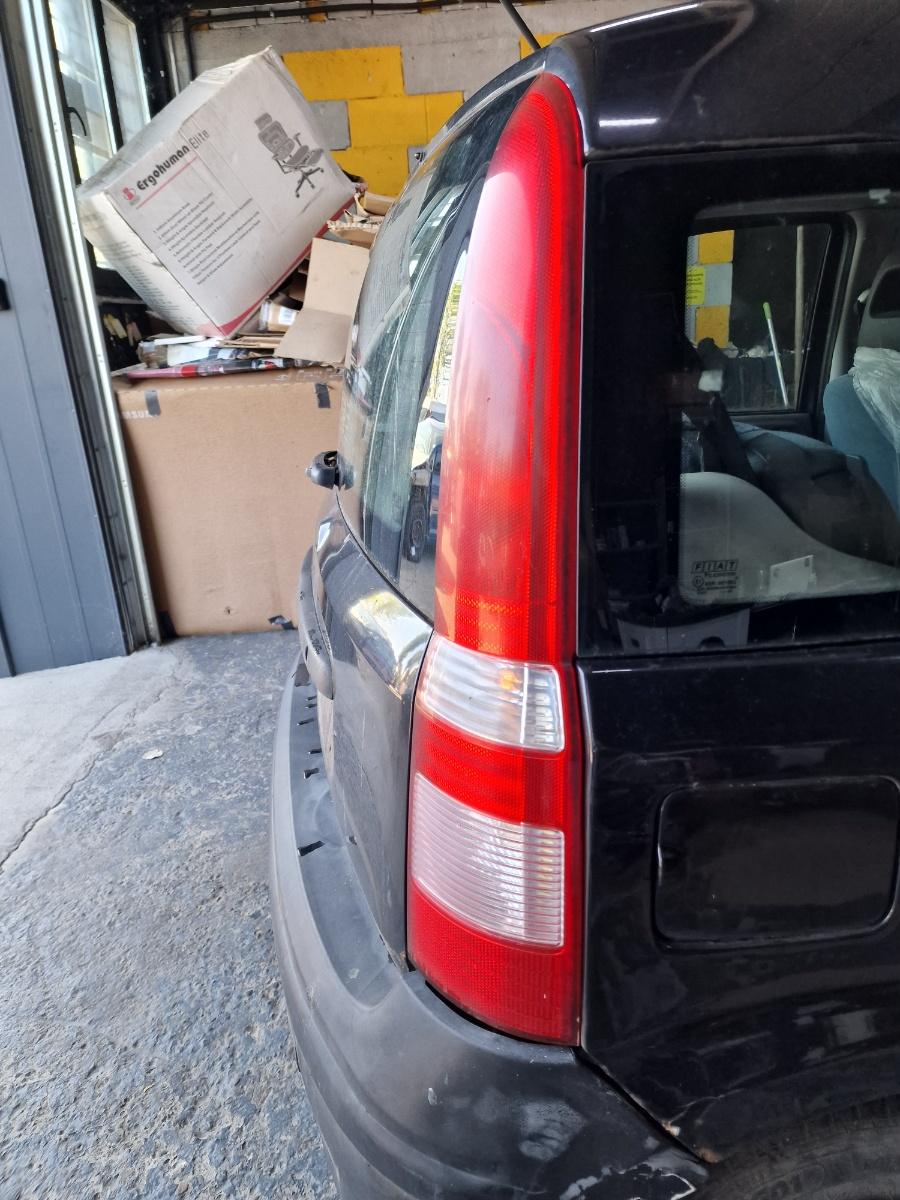 Stop dreapta FIAT PANDA 169_ 2003 -> 1.1 187 A1.000 51763006