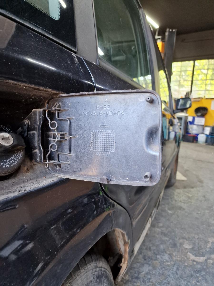 Capac rezervor combustibil FIAT PANDA 169_ 2003 -> 1.1 187 A1.000 51773204