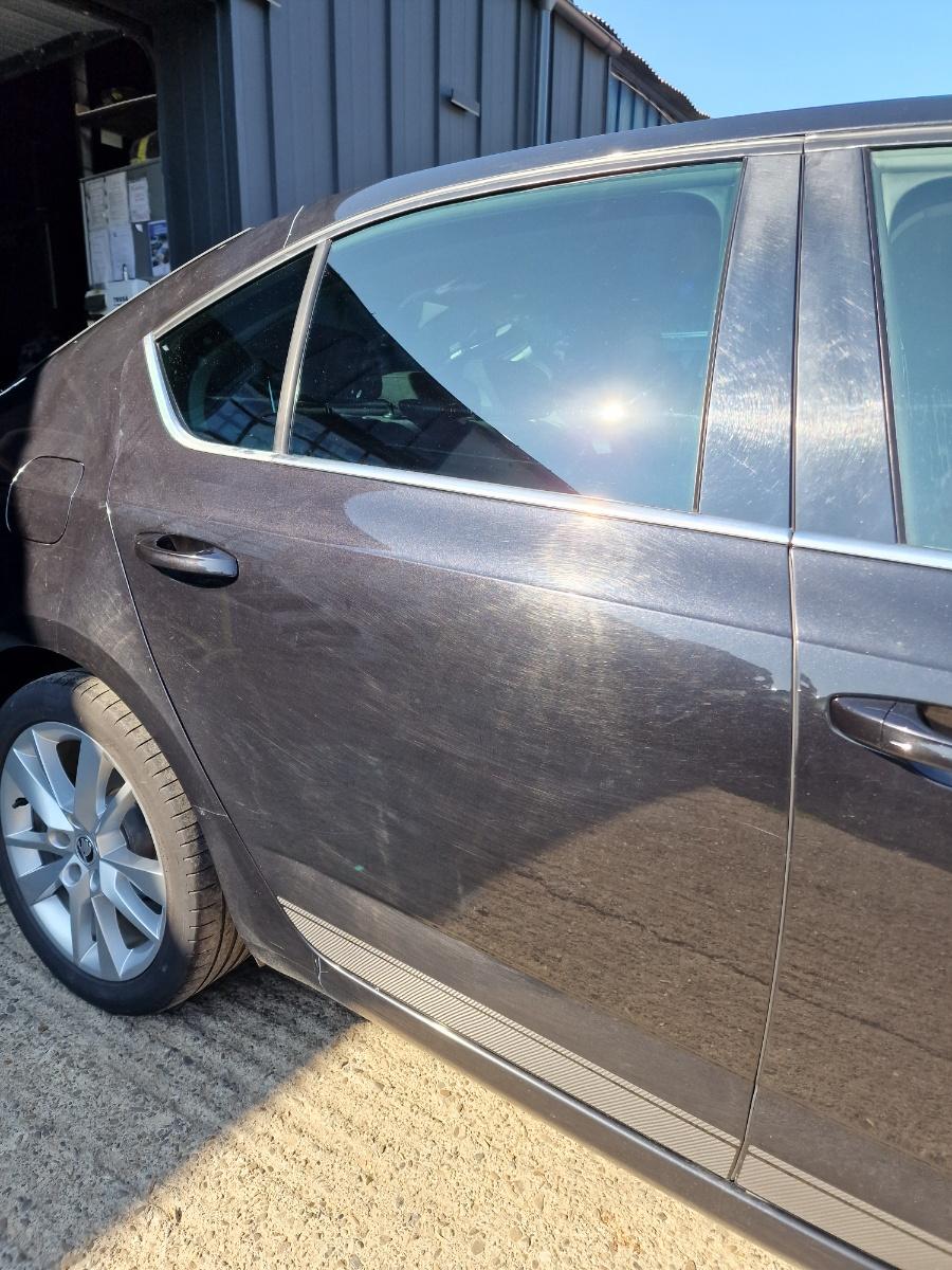 Usa dreapta spate LF9R SKODA OCTAVIA III 5E3, NL3, NR3 2012 ->