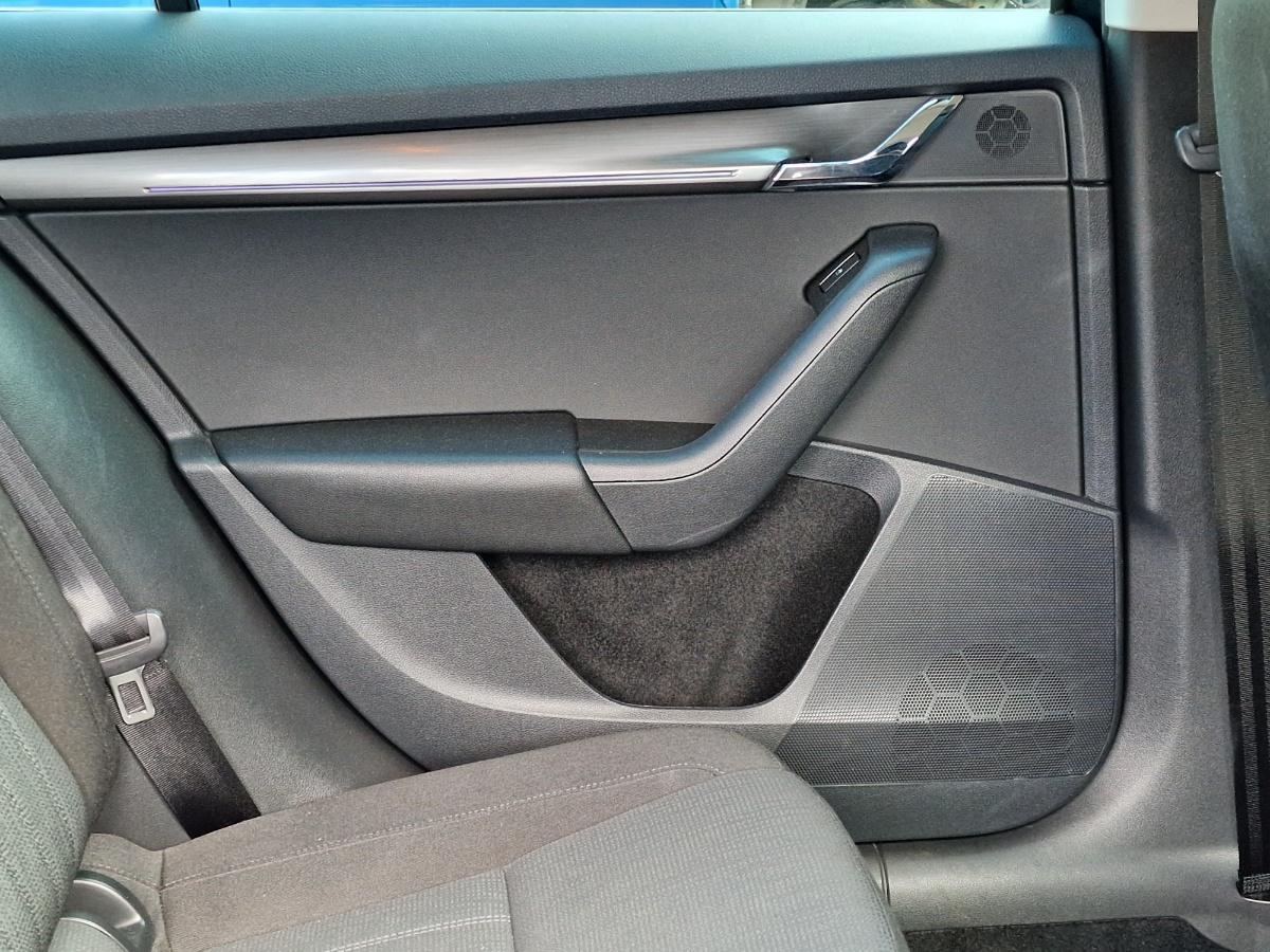 Scaune si banchete interior cu ornamente panou portiera SKODA OCTAVIA III 5E3, NL3, NR3 2019 Facelift 2.0 TDI DFFA