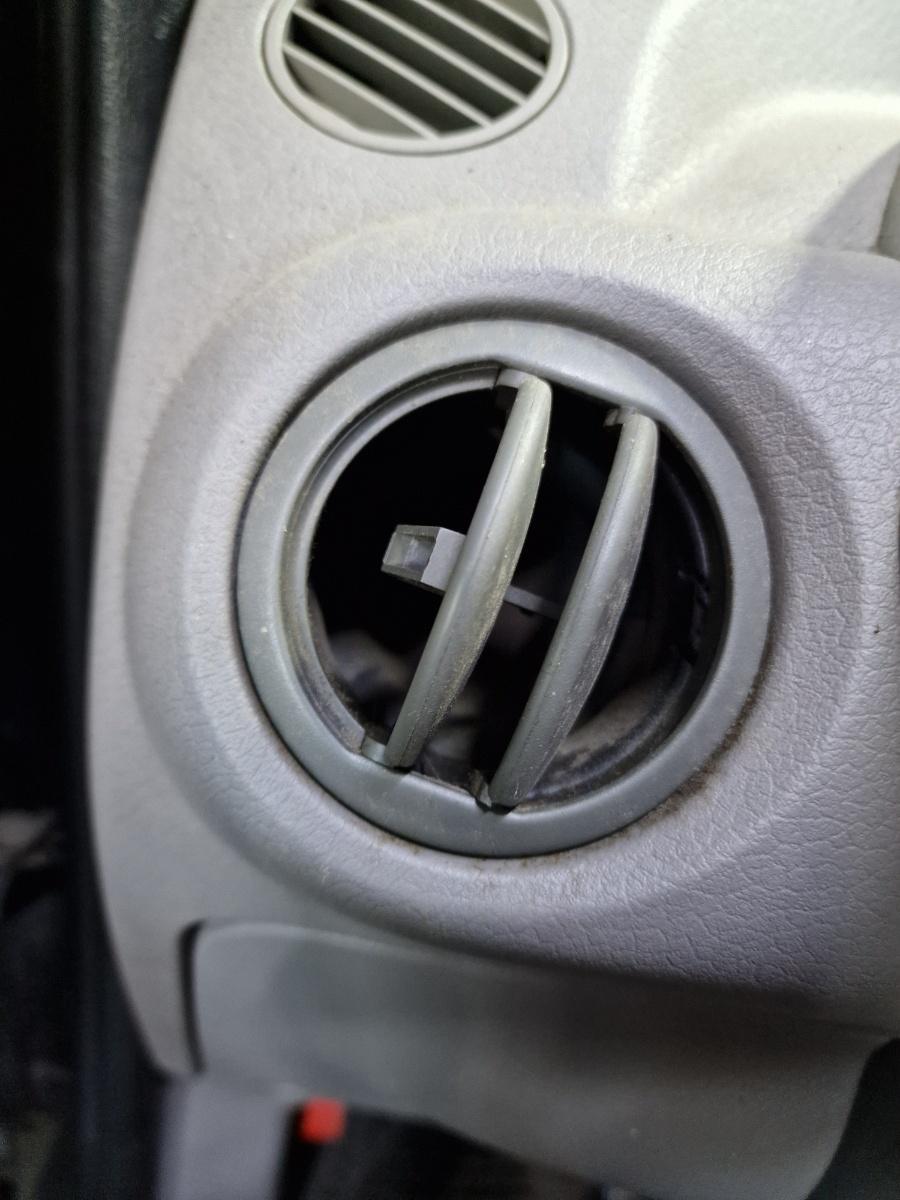 Grila de ventilatie bord centrala FIAT PANDA 169_ 2003 -> 1.1 187 A1.000