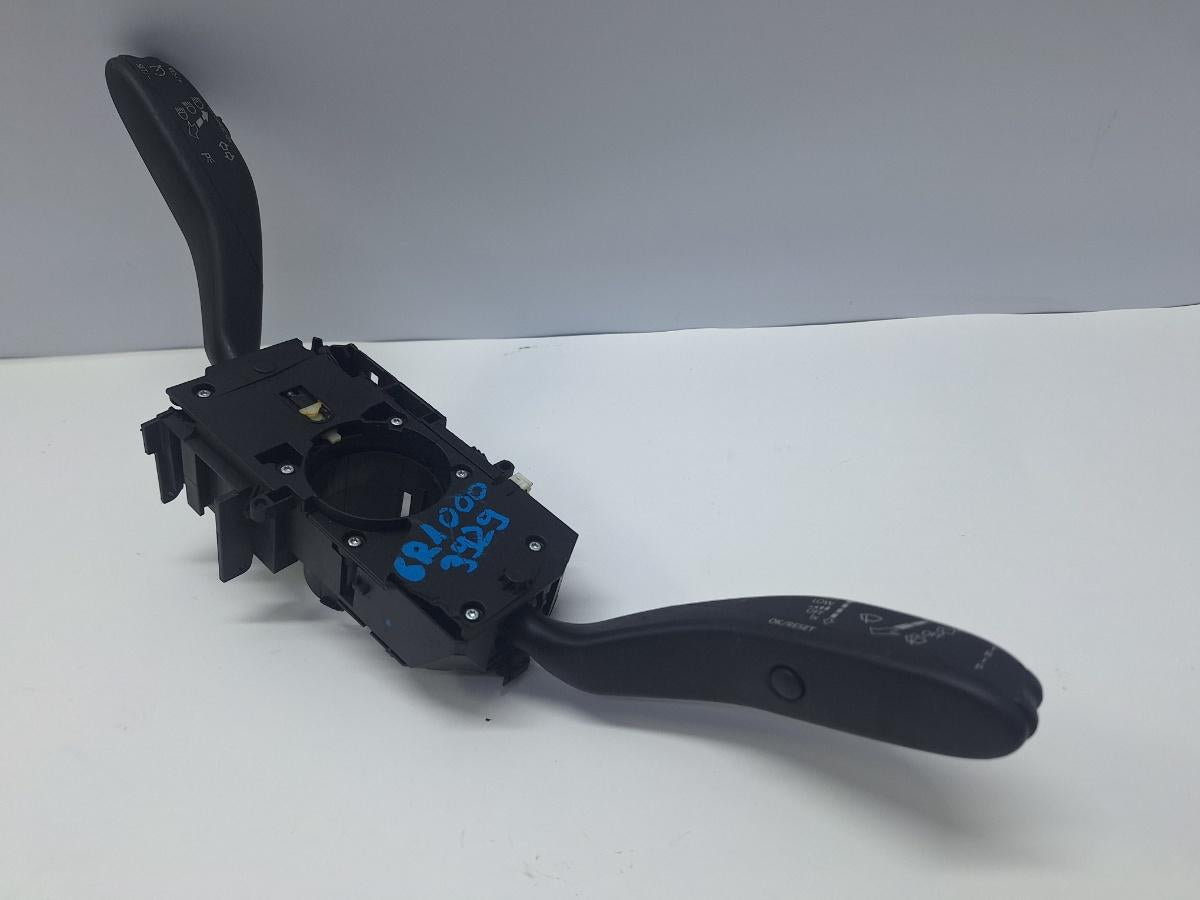 Maneta stergatoare lampa de semnalizare VOLKSWAGEN POLO 6R, 6C 2009 -> 1.2 TSI CBZB 6R0953521C