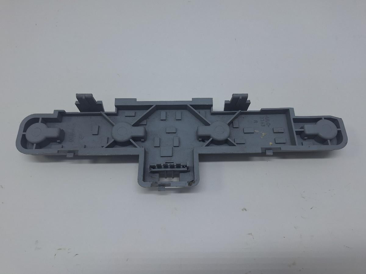 Soclu stop dreapta OPEL ZAFIRA B A05 2005 - 2015 1.6 Z 16 XE1, Z 16 XEP 93192913