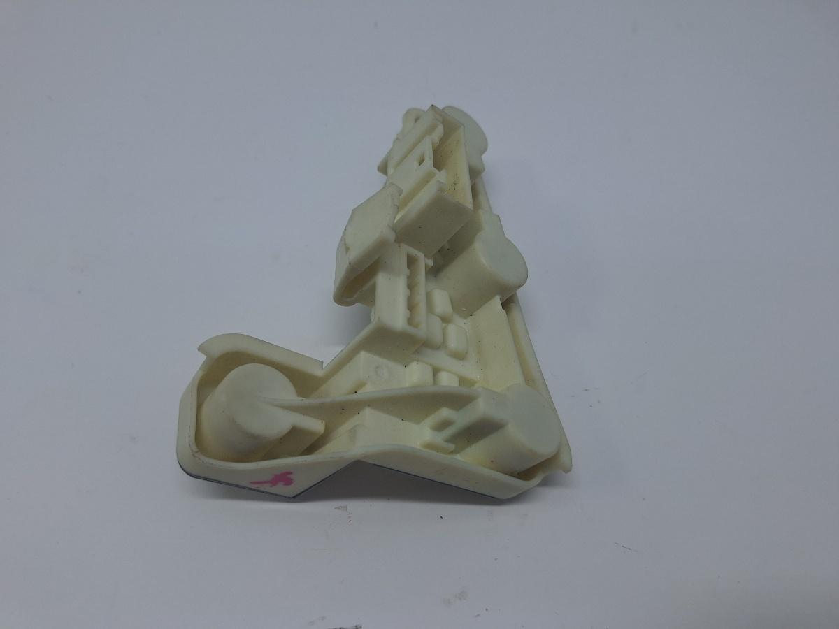 Soclu stop aripa stanga BMW 3 V E90 2004 - 2012 2.0 320 d M47 D20 (204D4), N47 D20 C 6937473