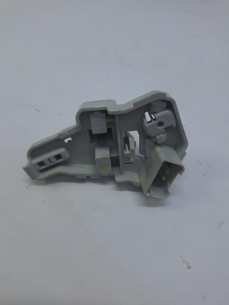 Soclu stop haion stanga VOLKSWAGEN PASSAT CC 357 2008 - 2012 2.0 TSI CCZB 3C8945257A