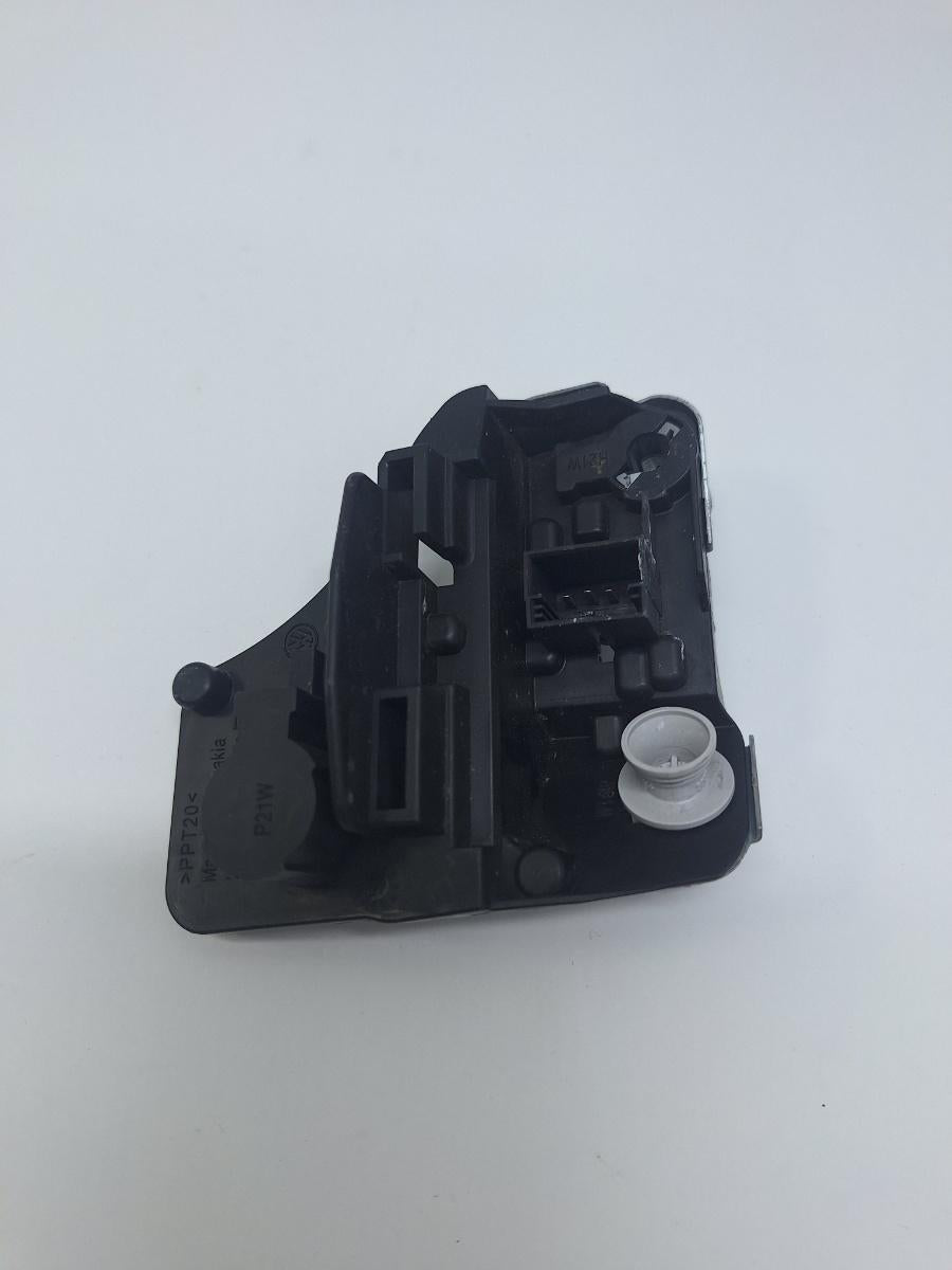 Soclu stop haion dreapta VOLKSWAGEN TOURAN 1T3 2010 - 2015 2.0 TDI CFHC HELLA 176452 1T0945264