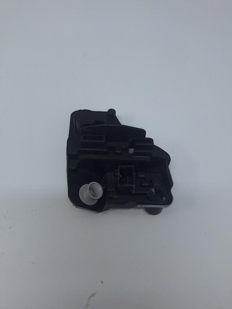 Soclu stop haion dreapta VOLKSWAGEN TOURAN 1T3 2010 - 2015 2.0 TDI CFHC HELLA 176452 1T0945264
