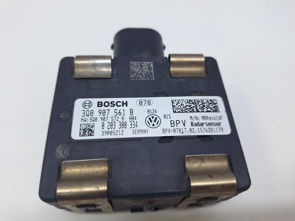 Senzor radar Distronic VOLKSWAGEN PASSAT Variant 3G5 2014 -> 2.0 TDI CRLB, DBGA, DFGA BOSCH 0203300334 3Q0907561B