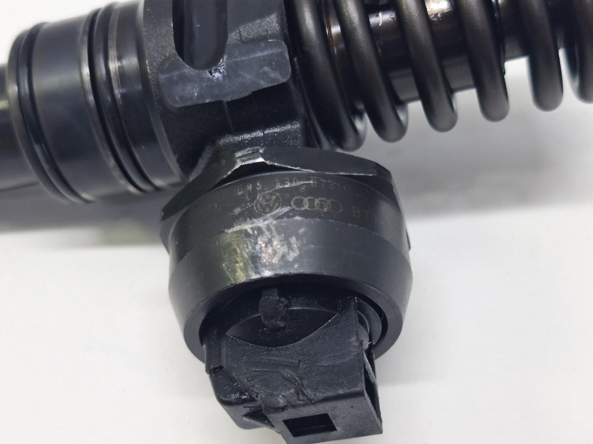 Injector SKODA FABIA Combi 6Y5 2000 - 2007 1.4 TDI BNM BOSCH 0414720035 045130073T BJ