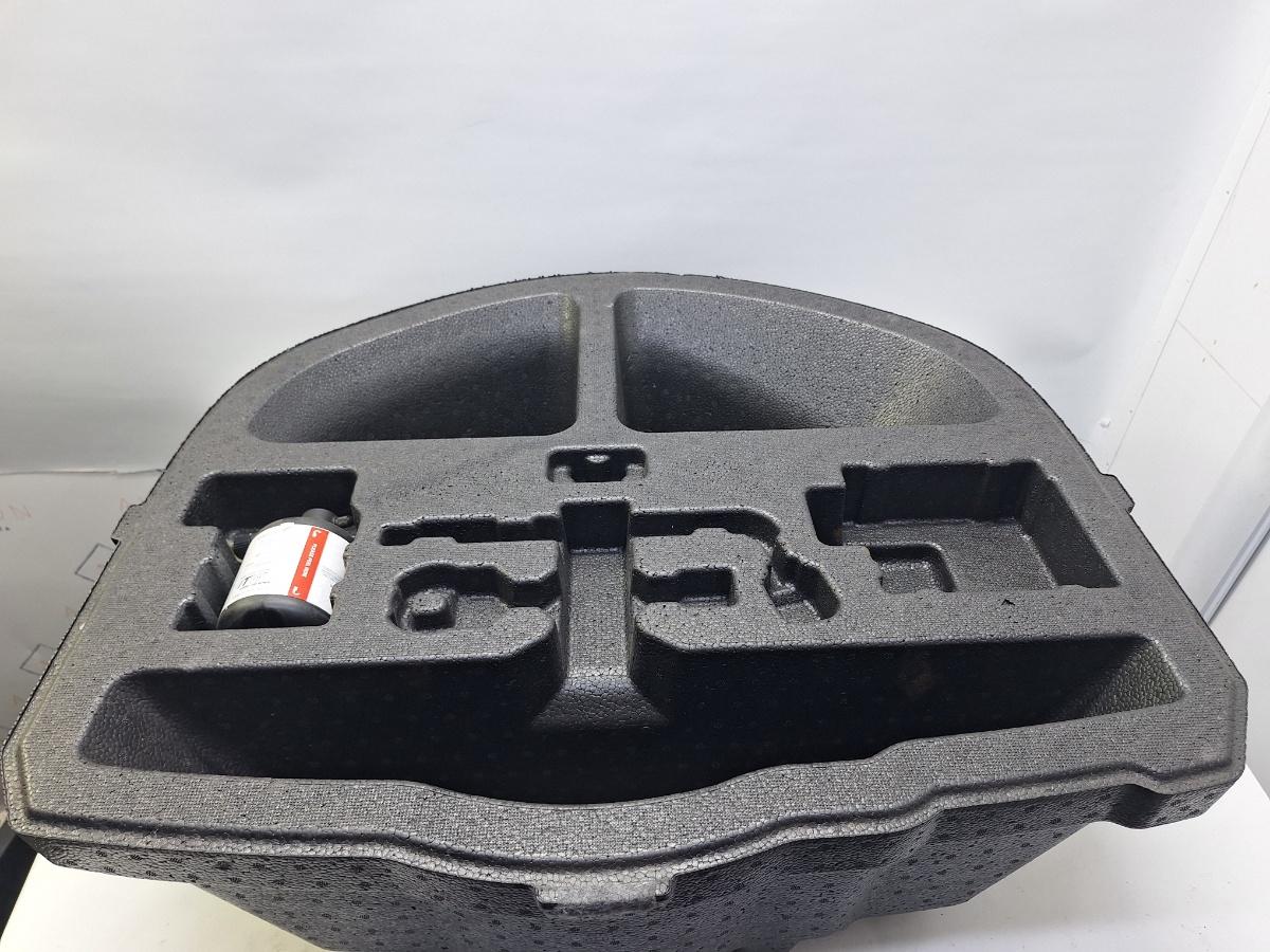 Organizator roata rezerva TOYOTA COROLLA _E21_ 2018 -> 1.8 Hybrid 2ZR-FXE 6477702390