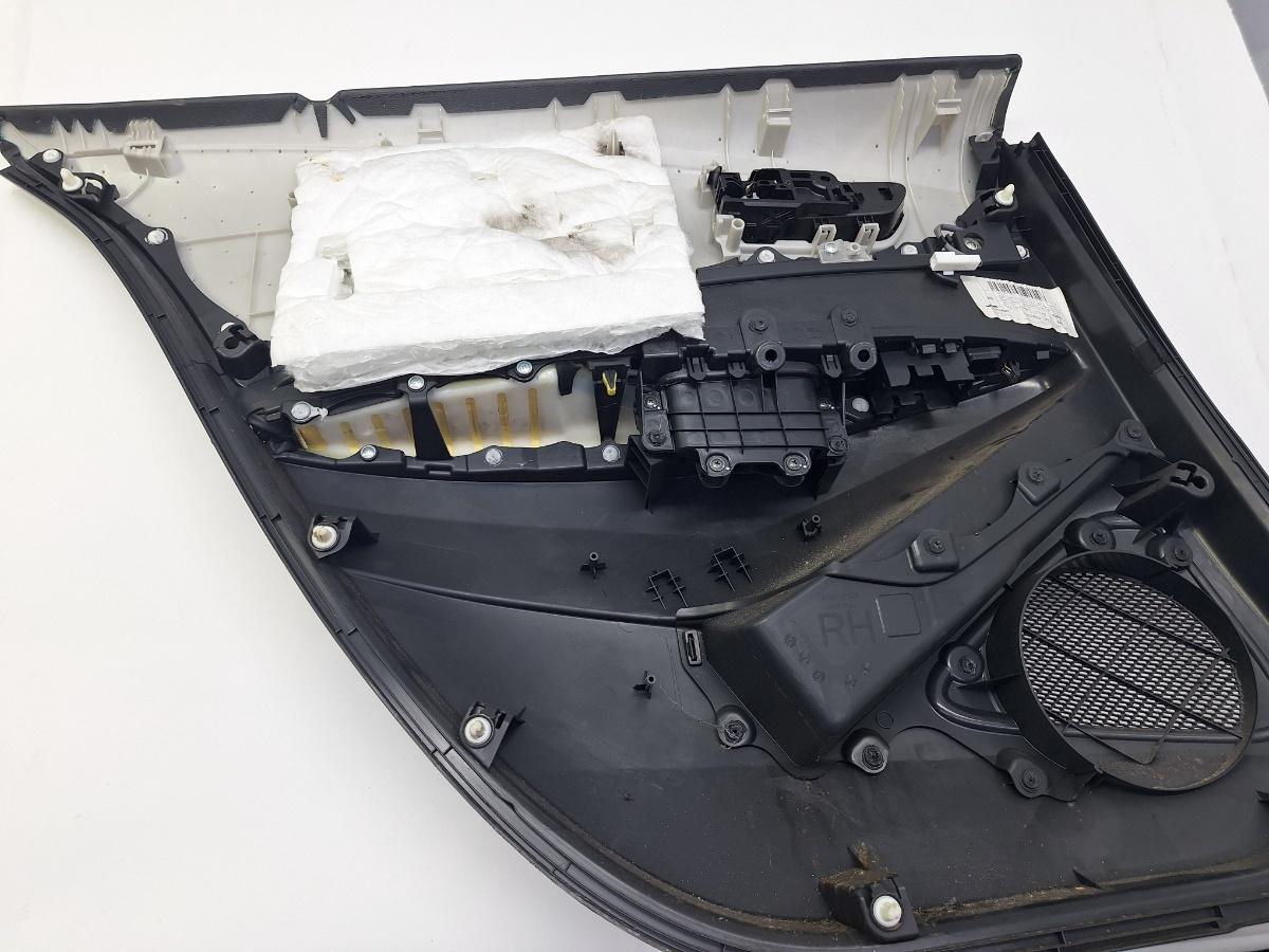 Tapiterie usa dreapta spate TOYOTA COROLLA _E21_ 2018 -> 1.8 Hybrid 2ZR-FXE 670610Z830C1
