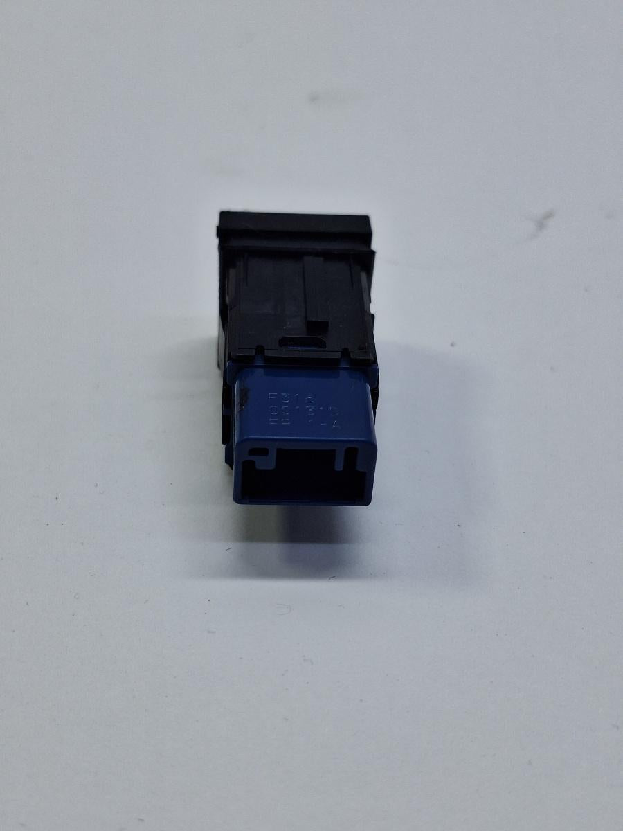 Comutator incalzire scaun dreapta spate TOYOTA COROLLA _E21_ 2018 -> 1.8 Hybrid 2ZR-FXE 00131D