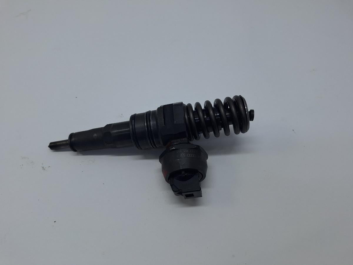 Injector VOLKSWAGEN POLO 9N_ 2001 - 2012 1.4 TDI AMF, BAY BOSCH 0414720035 045130073T