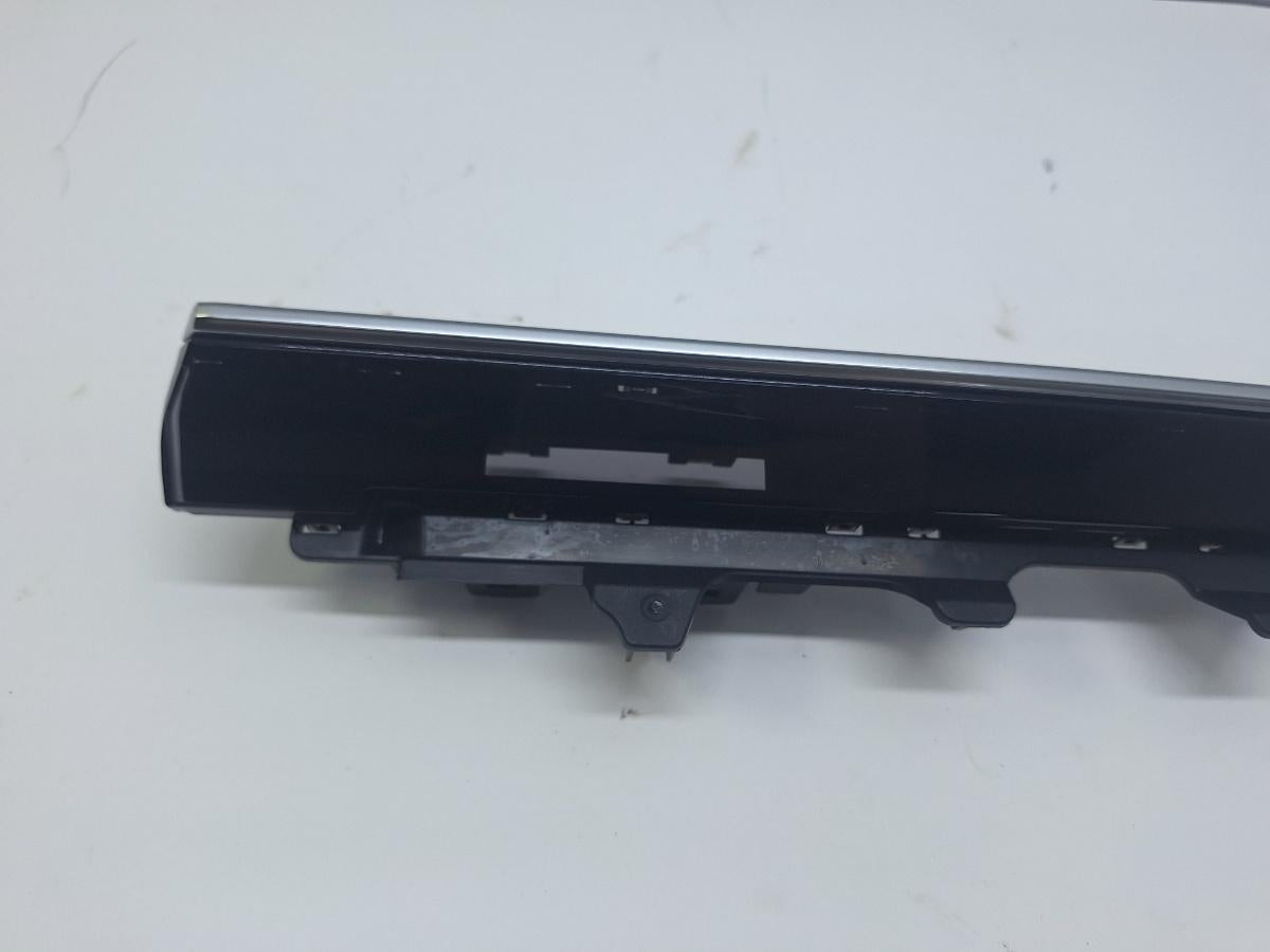 Ornament panou de bord TOYOTA COROLLA _E21_ 2018 -> 1.8 Hybrid 2ZR-FXE 5501102330