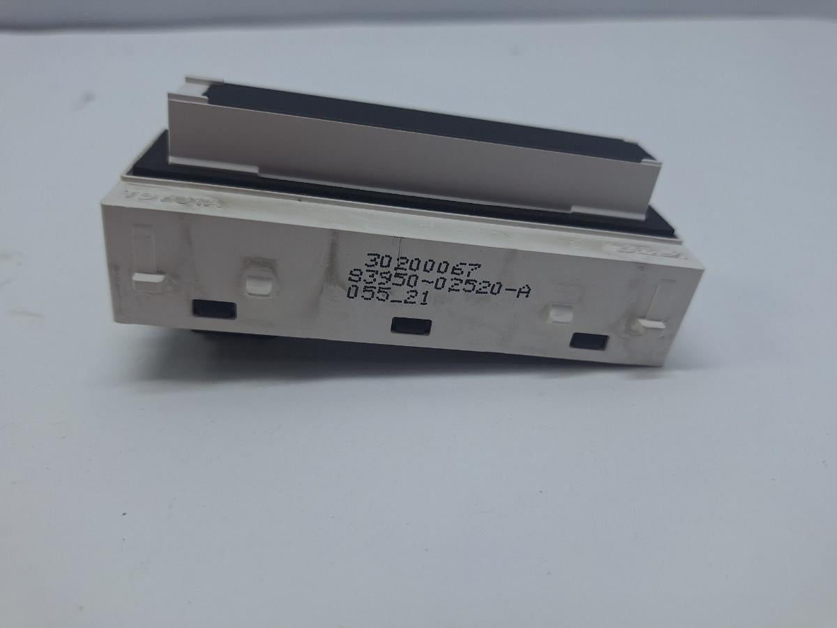 Ecran afisaj frontal TOYOTA COROLLA _E21_ 2018 -> 1.8 Hybrid 2ZR-FXE 83950-02520-A