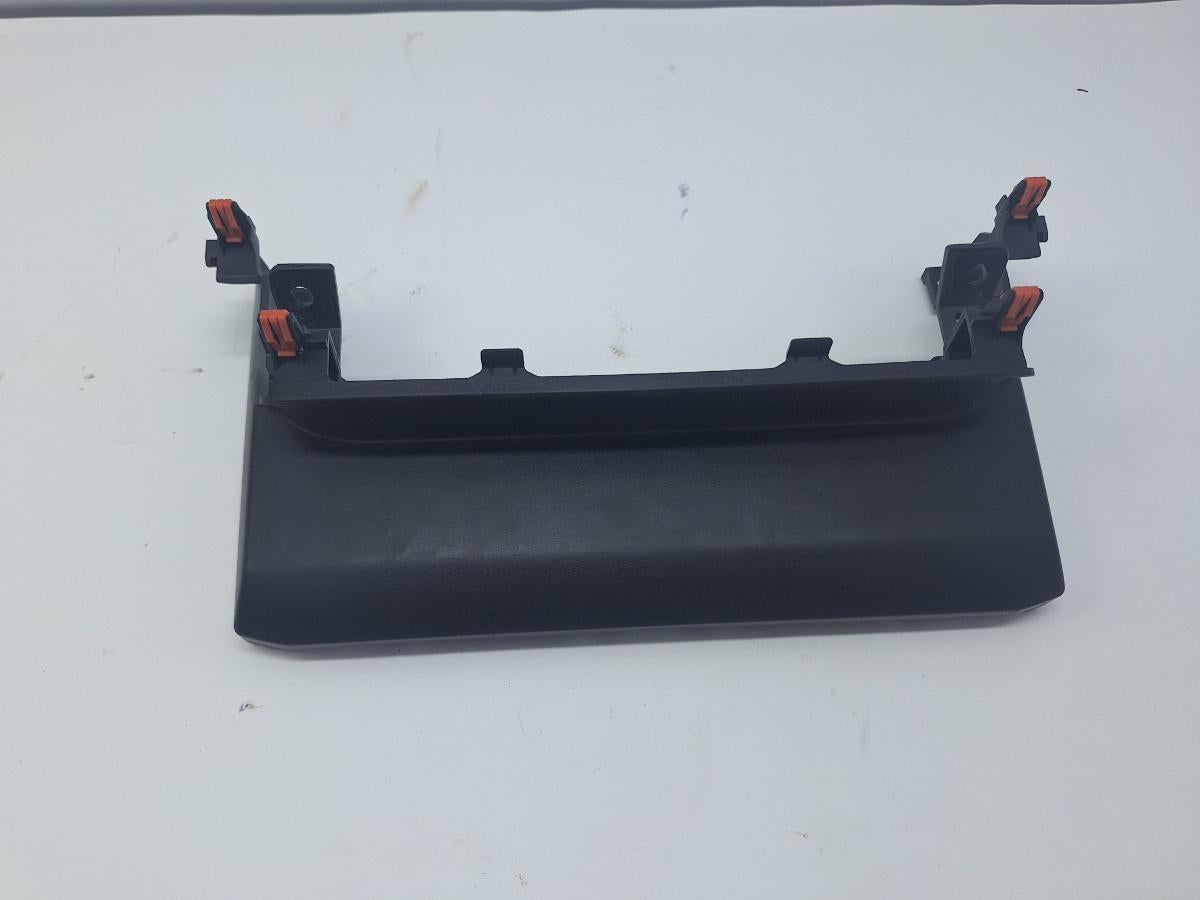 Ornament panou de bord TOYOTA COROLLA _E21_ 2018 -> 1.8 Hybrid 2ZR-FXE 55422-02740