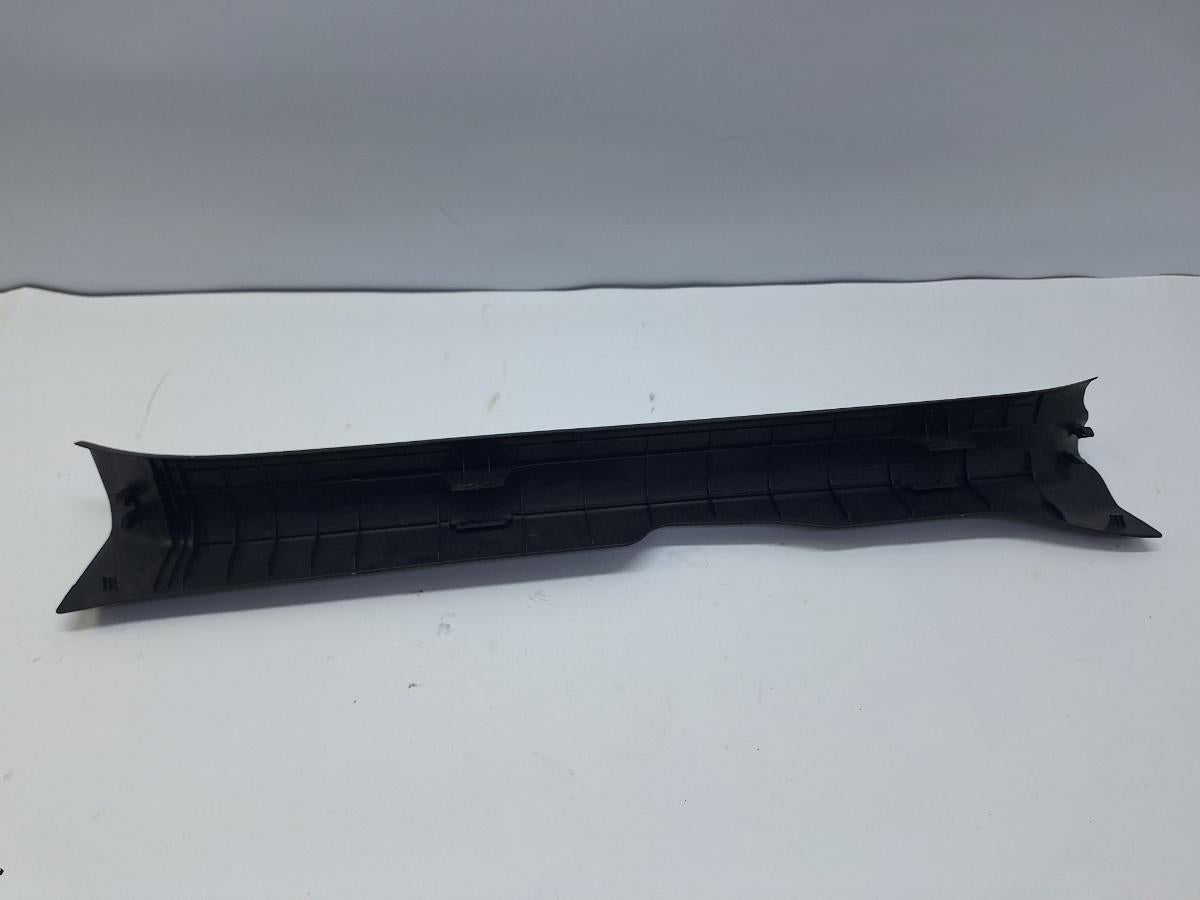Ornamente prag stanga fata TOYOTA COROLLA _E21_ 2018 -> 1.8 Hybrid 2ZR-FXE 67914-02370