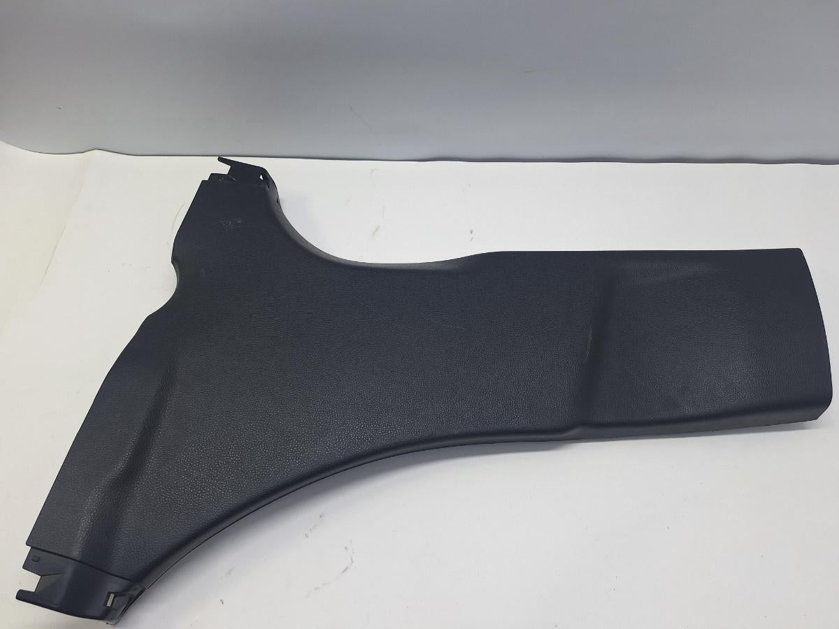 Ornament stalp (B) (inferior) stanga TOYOTA COROLLA _E21_ 2018 -> 1.8 Hybrid 2ZR-FXE 62414-02370