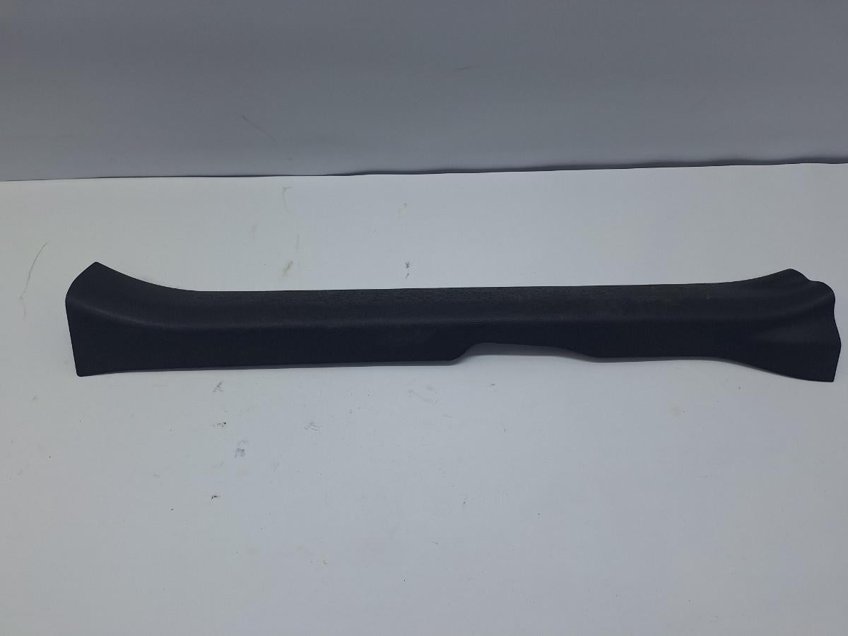 Ornamente protectie prag dreapta fata TOYOTA COROLLA _E21_ 2018 -> 1.8 Hybrid 2ZR-FXE 67913-02390