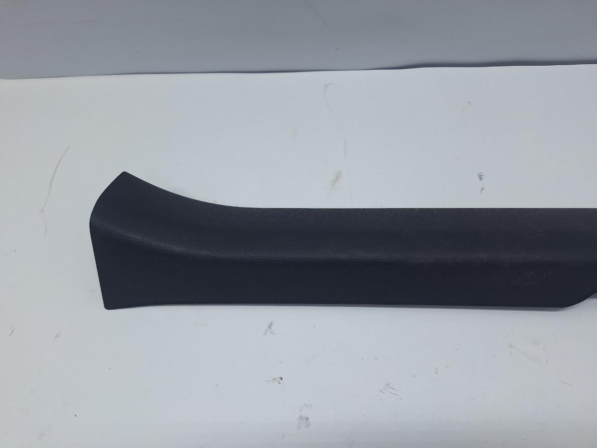 Ornamente protectie prag dreapta fata TOYOTA COROLLA _E21_ 2018 -> 1.8 Hybrid 2ZR-FXE 67913-02390