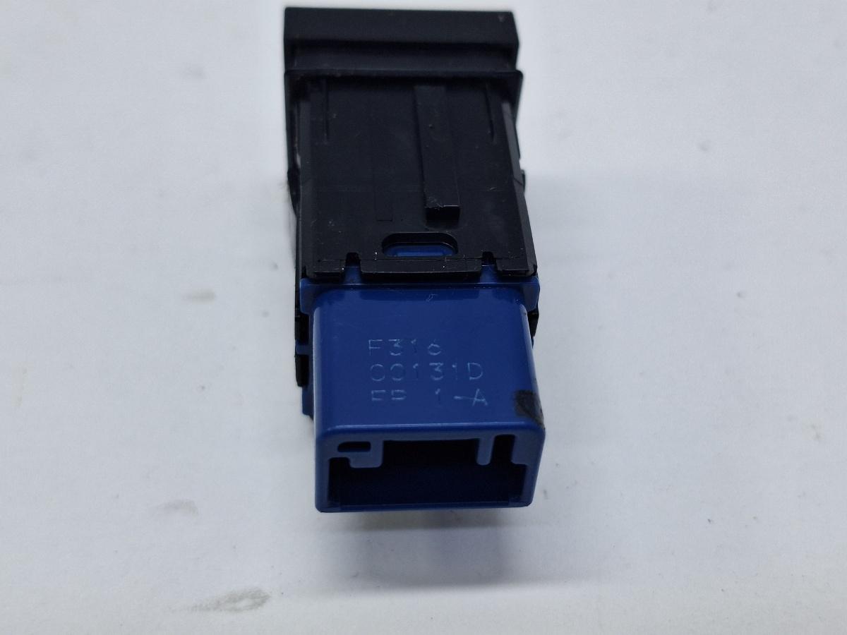 Comutator incalzire bancheta stanga spate TOYOTA COROLLA _E21_ 2018 -> 1.8 Hybrid 2ZR-FXE 8475102110