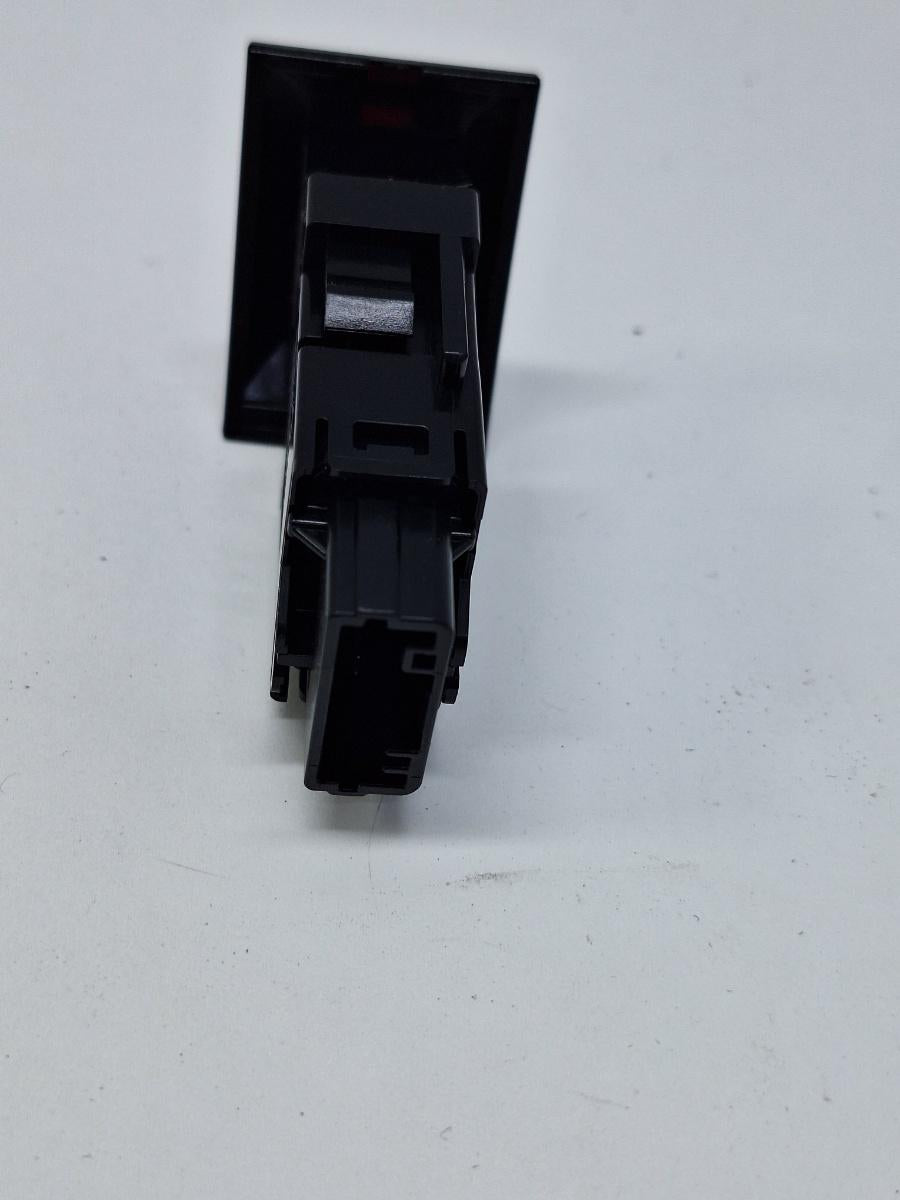 Buton avarii SOS TOYOTA COROLLA _E21_ 2018 -> 1.8 Hybrid 2ZR-FXE 8433202400