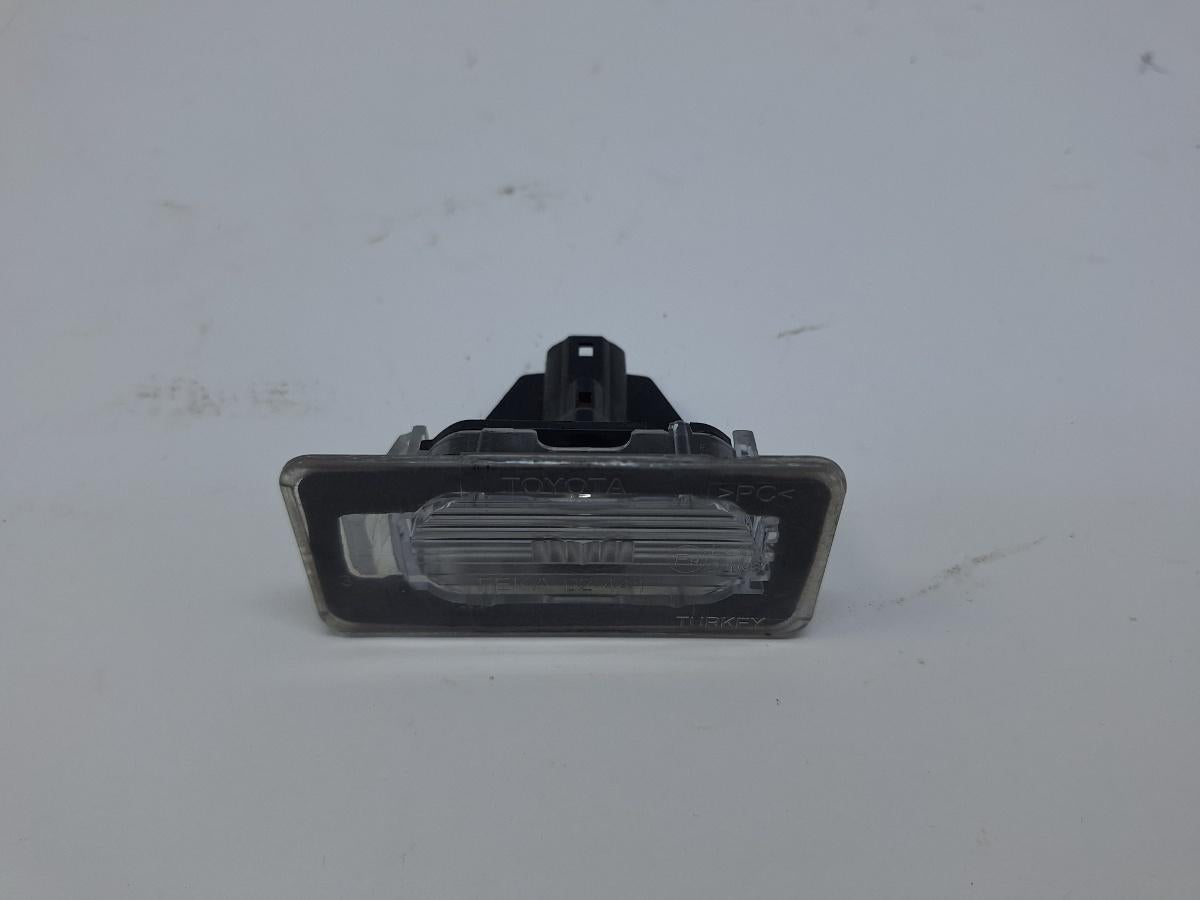 Lampa numar de inmatriculare TOYOTA COROLLA _E21_ 2018 -> 1.8 Hybrid 2ZR-FXE FEKA 02-441 8127002240