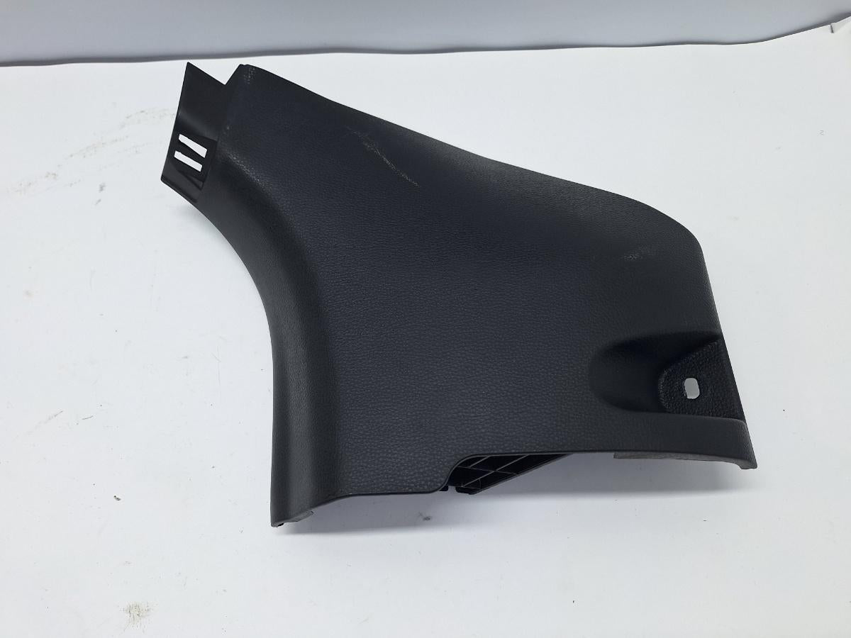 Alte elemente decorative praguri/stalpi stanga fata TOYOTA COROLLA _E21_ 2018 -> 1.8 Hybrid 2ZR-FXE 6211102420B