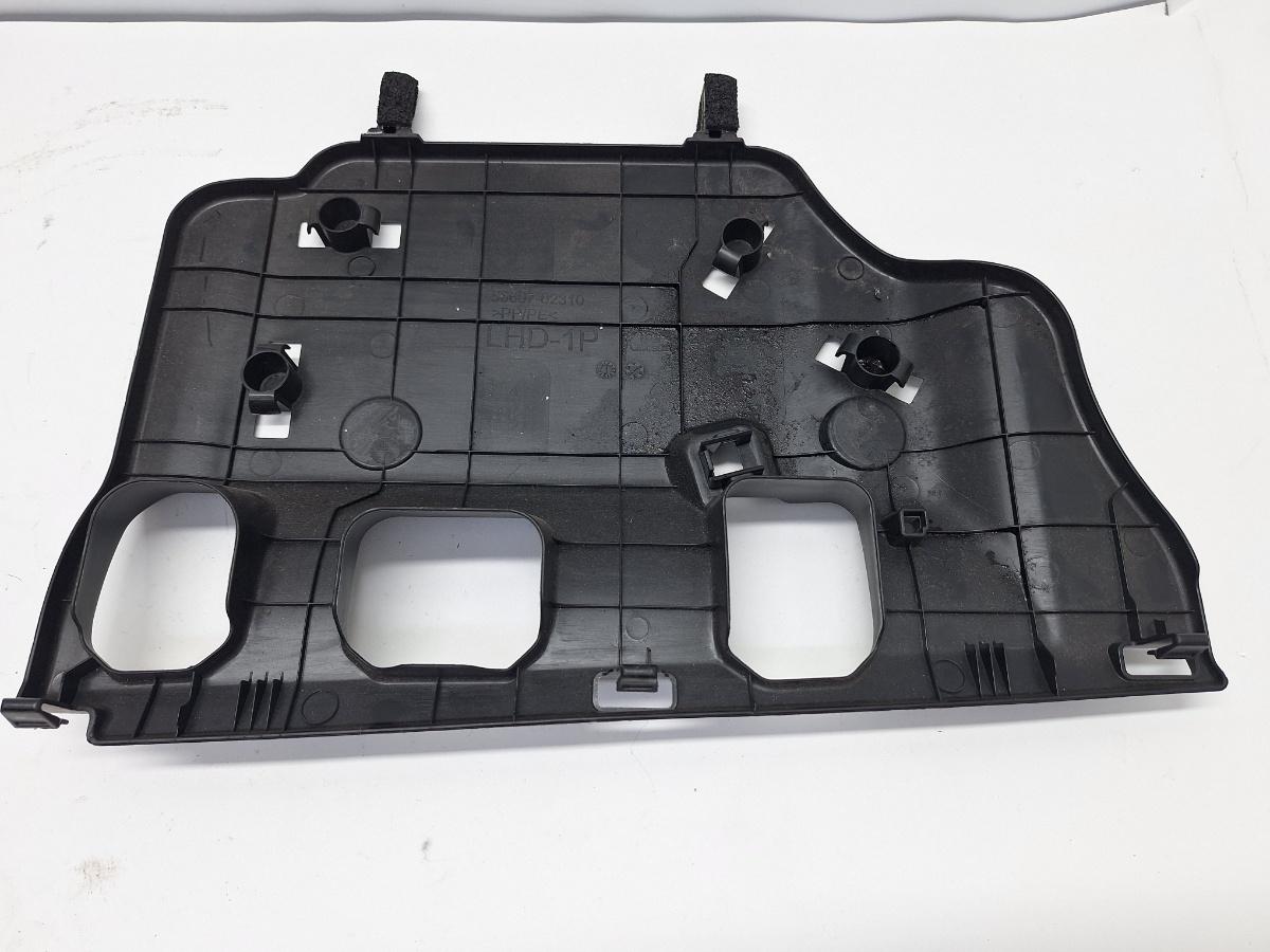 Ornament panou de bord TOYOTA COROLLA _E21_ 2018 -> 1.8 Hybrid 2ZR-FXE 5560702310