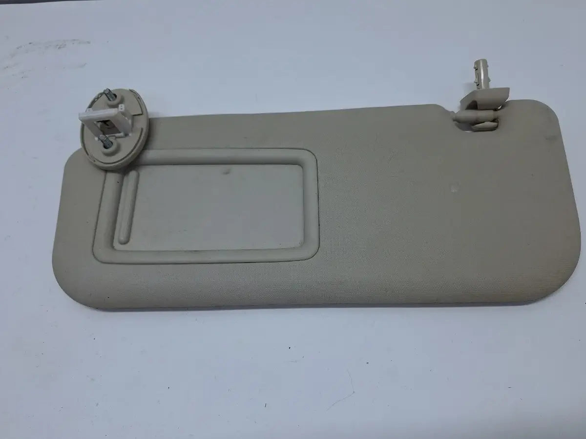 Parasolar stanga TOYOTA COROLLA _E21_ 2018 -> 1.8 Hybrid 2ZR-FXE 7432002K00A0