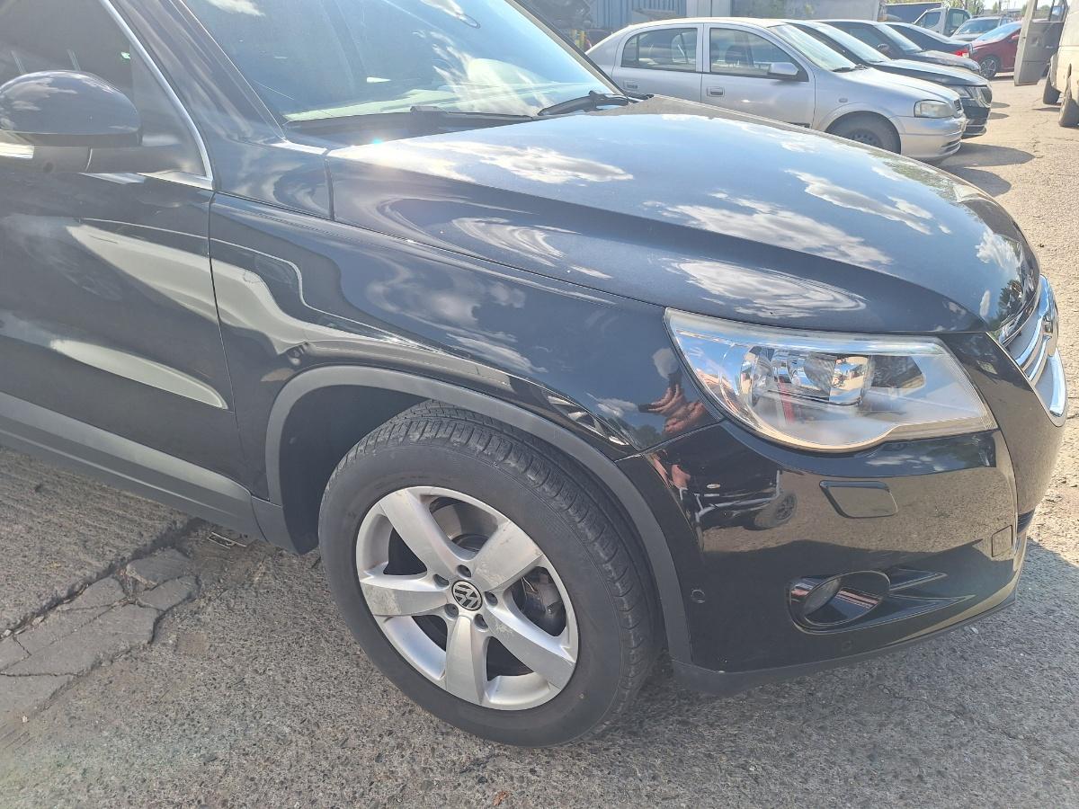 Fata completa VOLKSWAGEN TIGUAN 5N_ 2007 -> 2.0 TDI CBAB negru LC9X