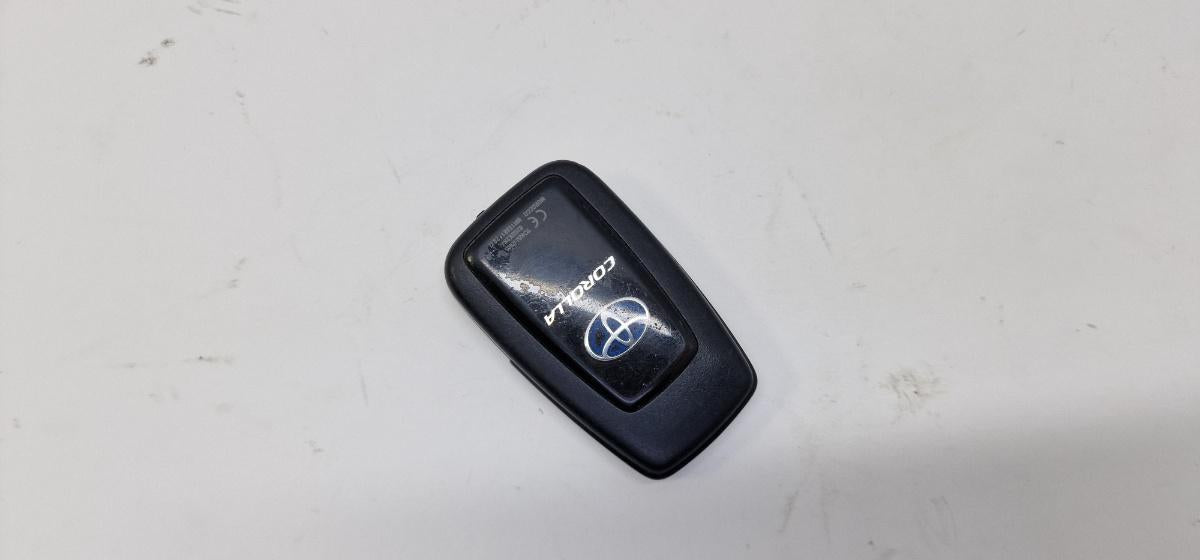Telecomanda inchidere centralizata TOYOTA COROLLA _E21_ 2018 -> 1.8 Hybrid 2ZR-FXE 8990H02050