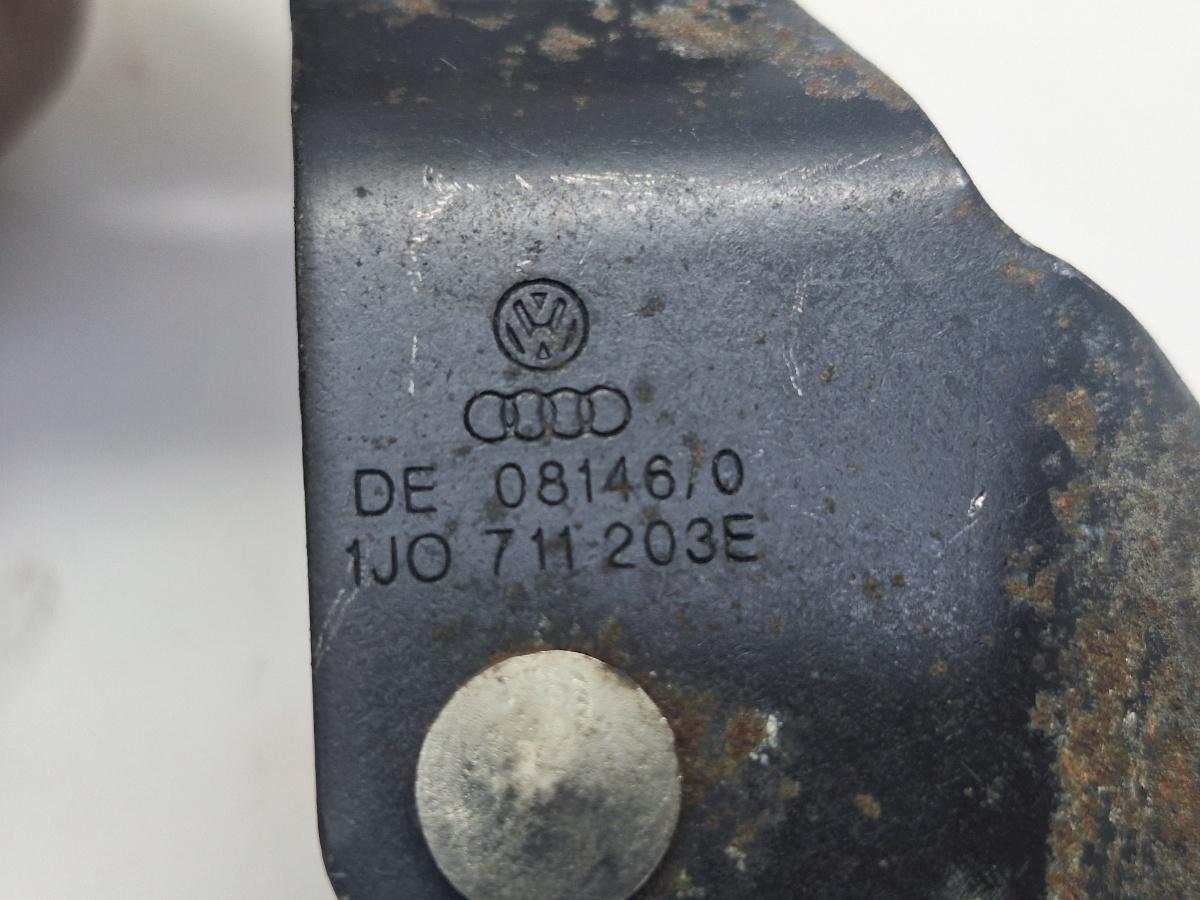 Suport timonerie schimbator de viteze VOLKSWAGEN POLO 9N_ 2001 - 2012 1.4 TDI AMF, BAY 1J0711203E