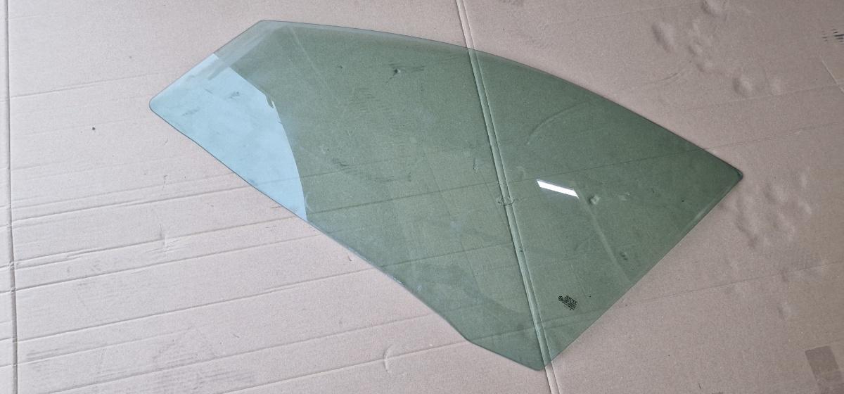 Geam portiera stanga fata SEAT CORDOBA III 6L2 2002 - 2009 1.4 16V BBY, BKY Sekurit 43R-000015