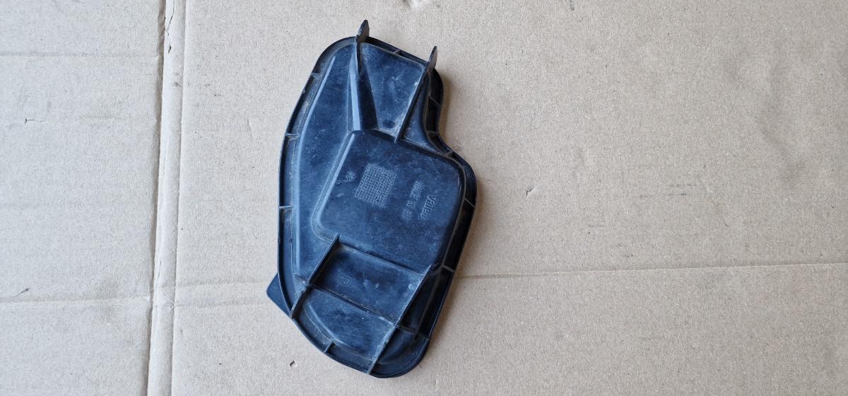 Protectie anti-praf faruri SEAT CORDOBA III 6L2 2002 - 2009 1.4 16V BBY, BKY 6L0941607