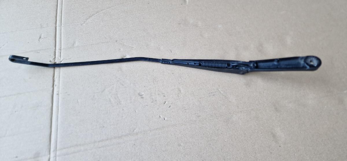 Brat stergator faruri dreapta SEAT CORDOBA III 6L2 2002 - 2009 1.4 16V BBY, BKY 6L1955410