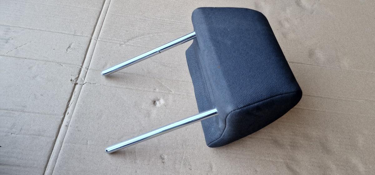 Tetiera scaun fata dreapta SEAT CORDOBA III 6L2 2002 - 2009 1.4 16V BBY, BKY 6L0881921C