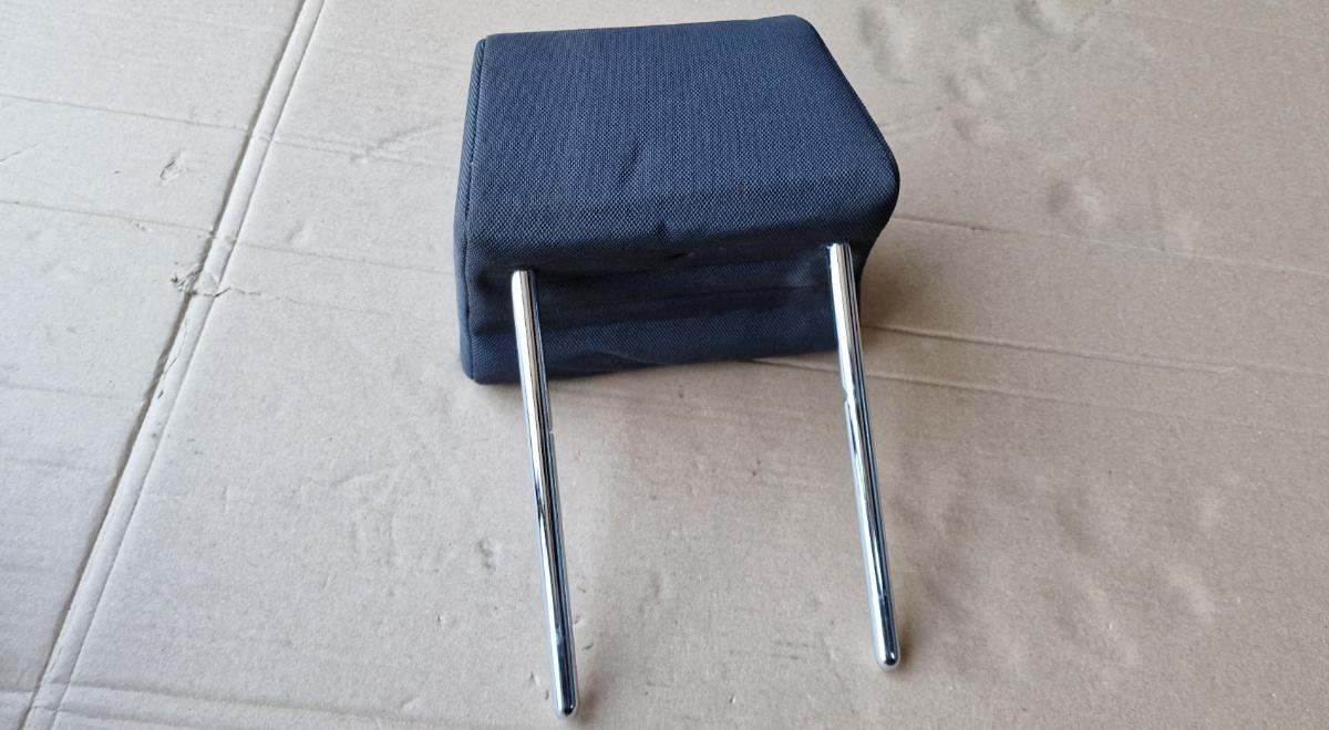 Tetiera scaun fata dreapta SEAT CORDOBA III 6L2 2002 - 2009 1.4 16V BBY, BKY 6L0881921C